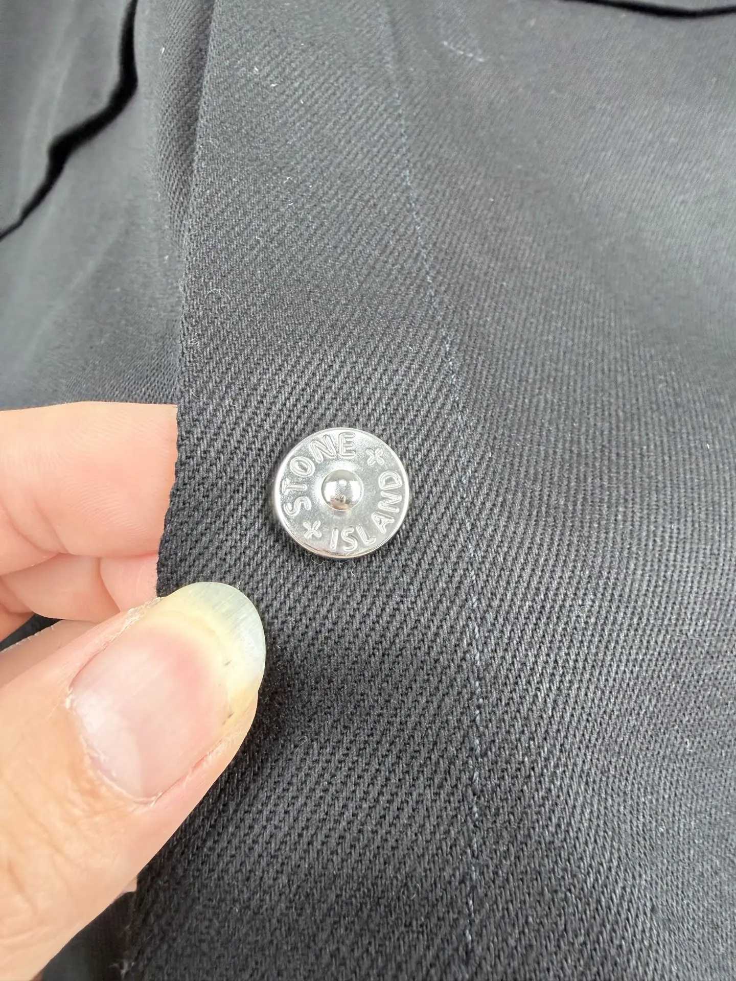 Garment-Dyed Cotton Twill Overshirt D31521294 — view 11