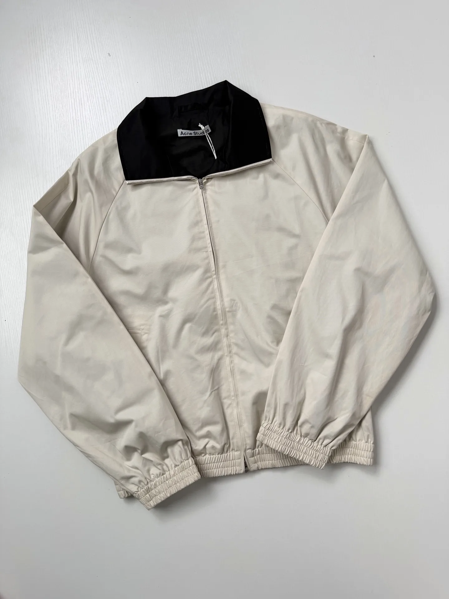 Logo-Embroidered Poplin Harrington Jacket D31824751 — view 3