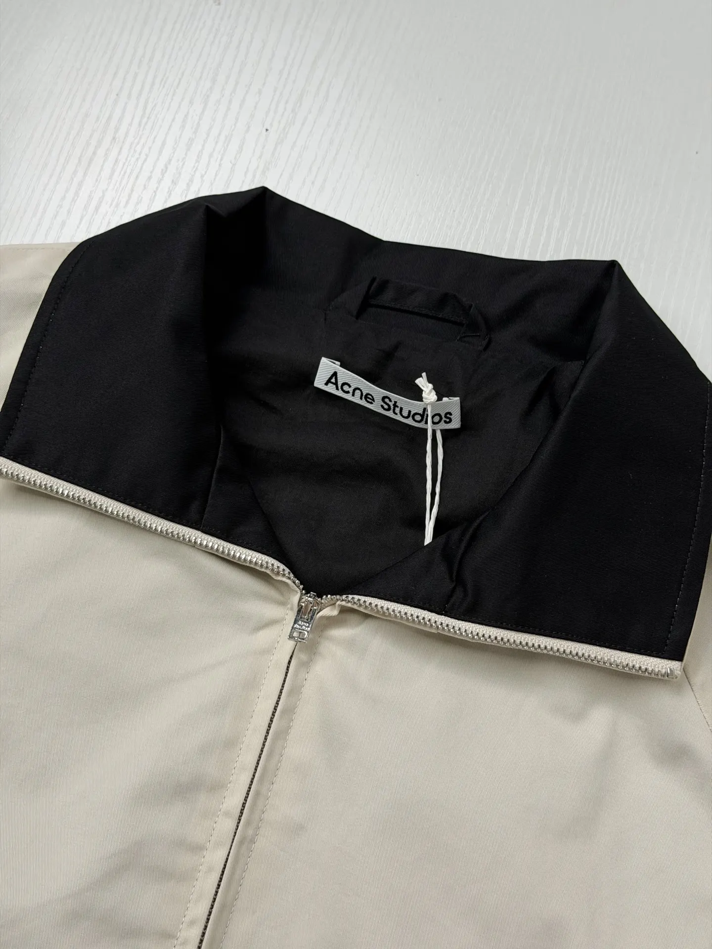 Logo-Embroidered Poplin Harrington Jacket D31824751 — view 5