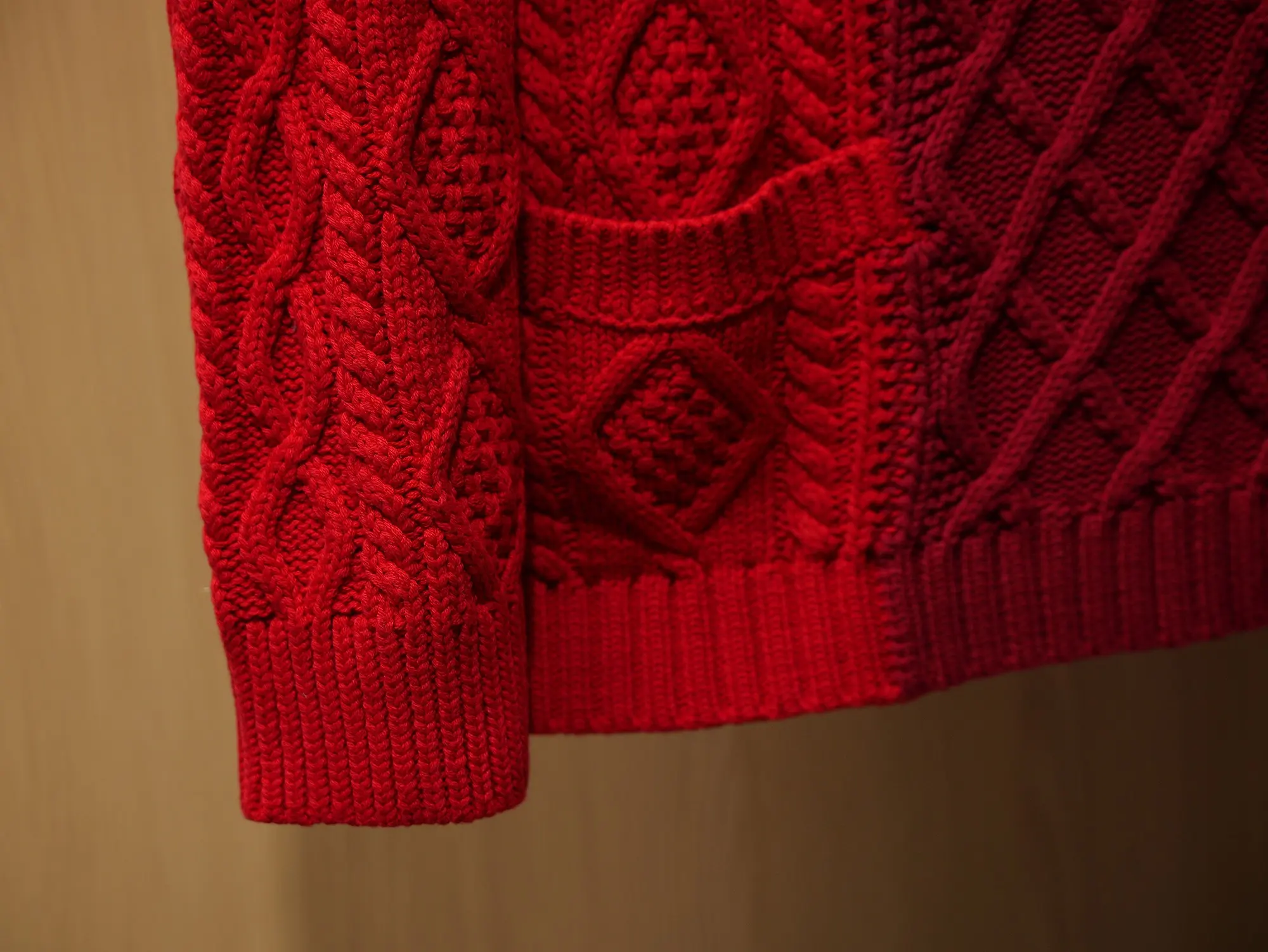 Cable-Knit Tonal Gradient Sweater D32022716 — view 5