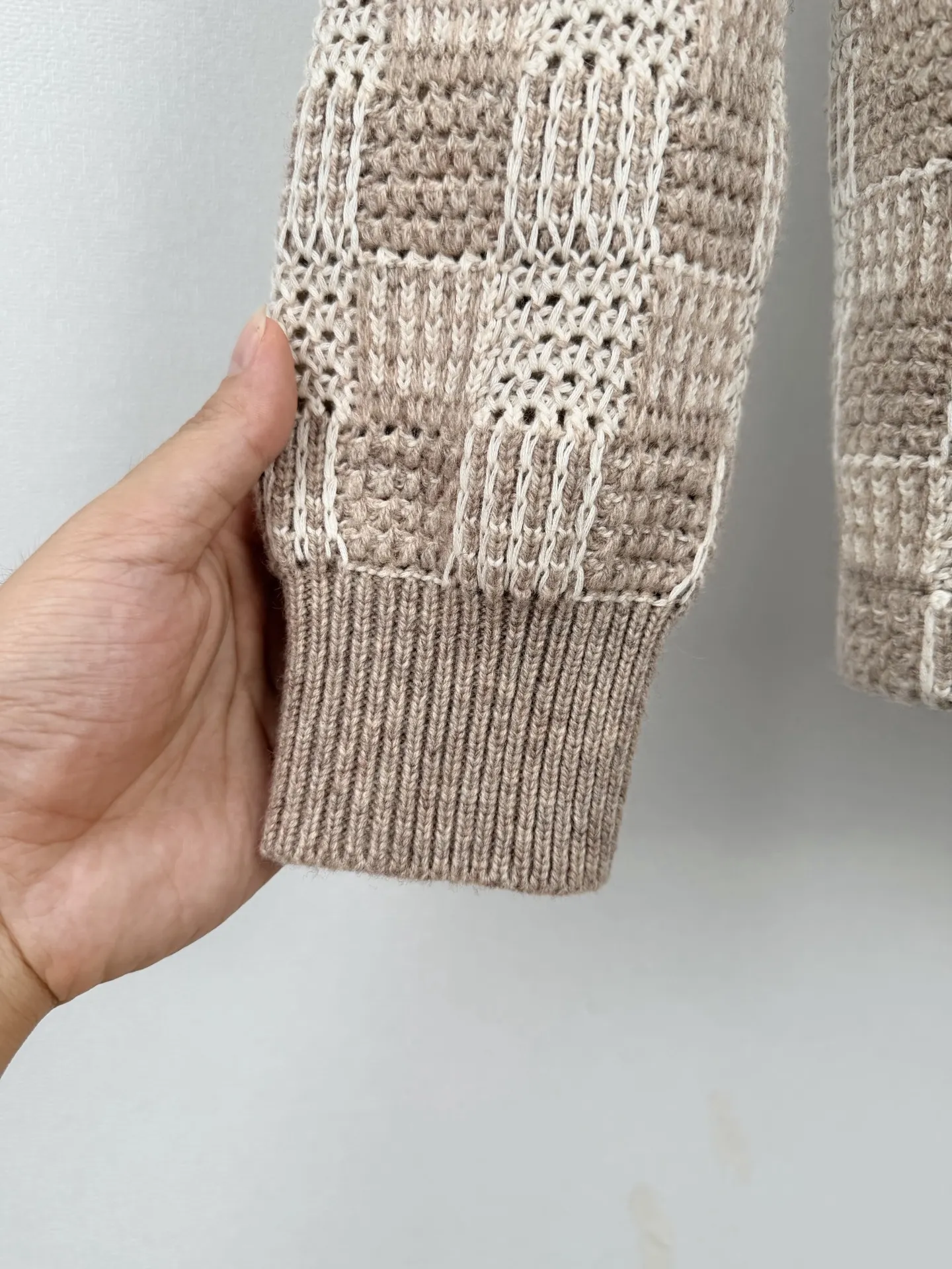 Damier Tweed Jacquard Knit Cardigan D32021316 — view 8