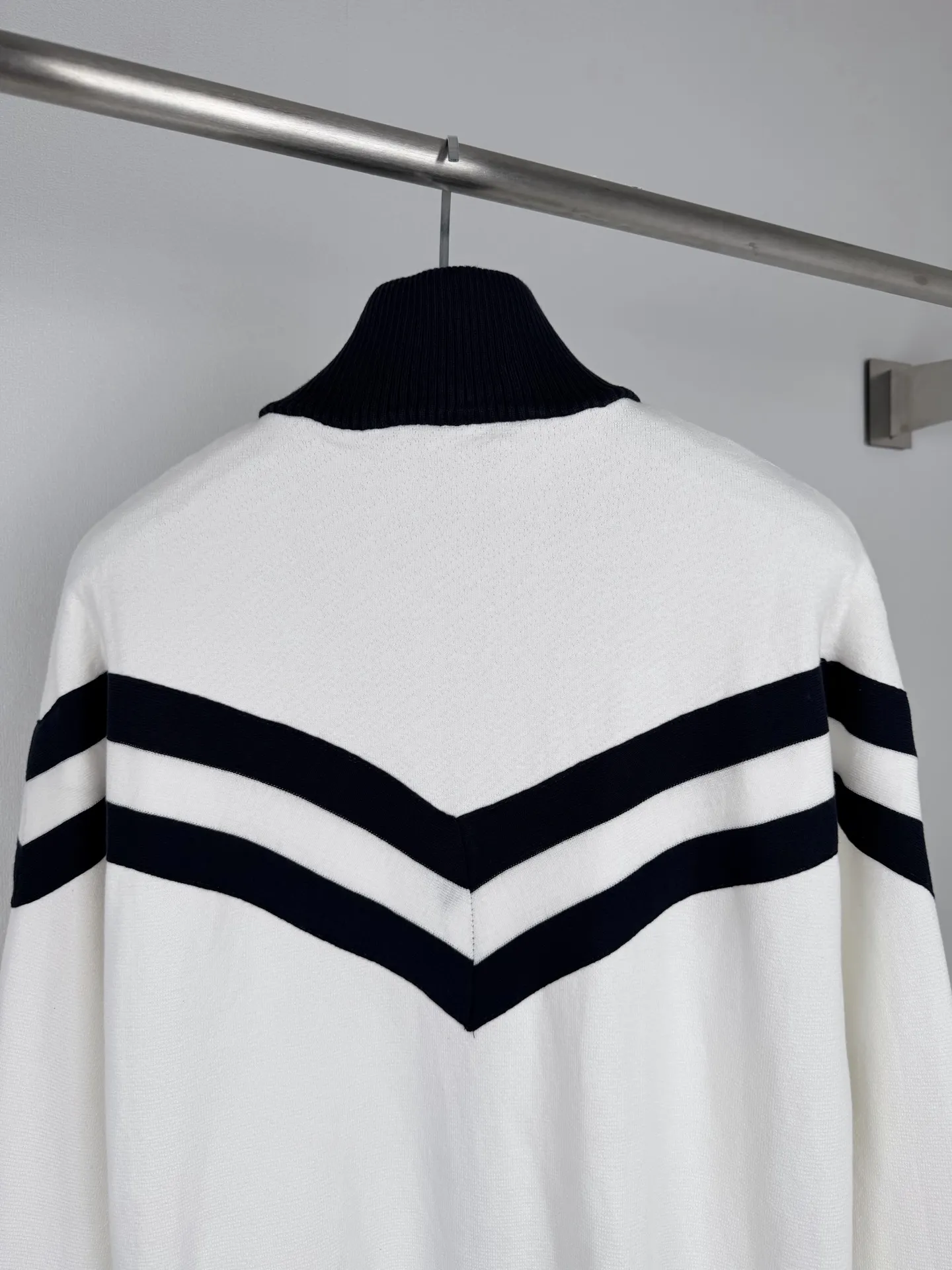 Nautical Zip-Up Cotton Knit Cardigan D32021328 — view 4