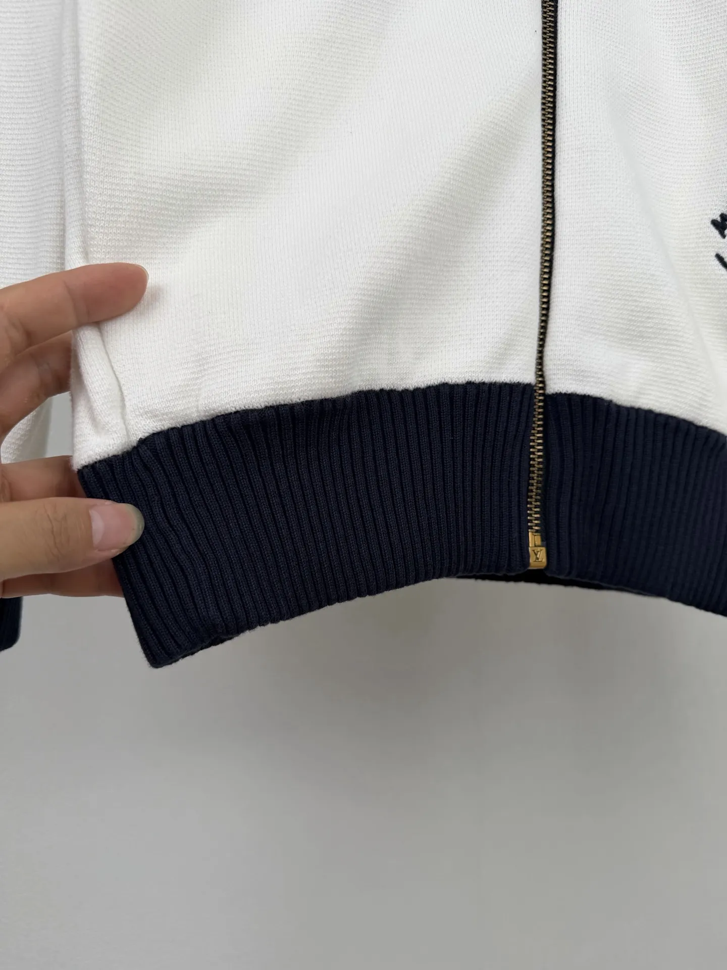 Nautical Zip-Up Cotton Knit Cardigan D32021328 — view 9
