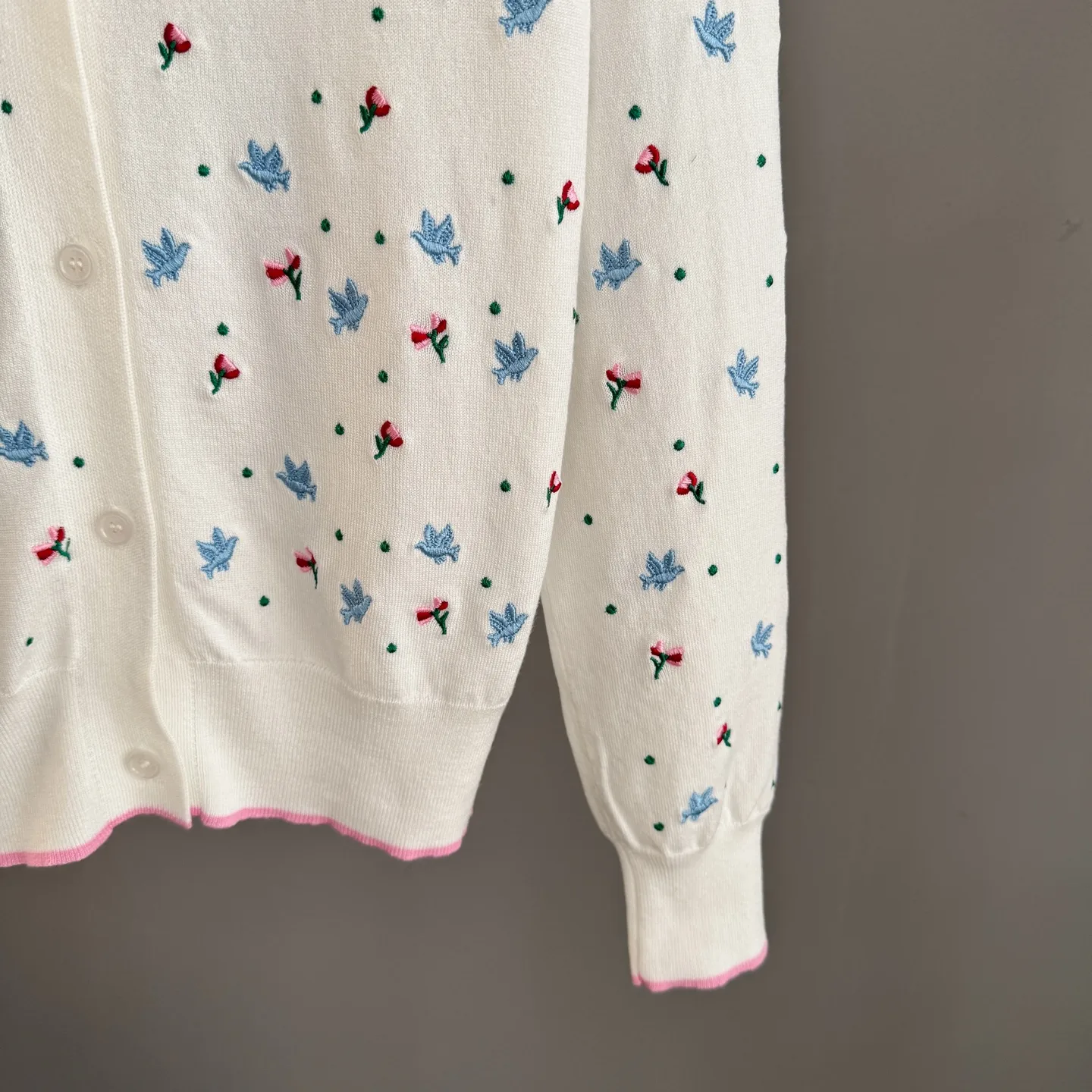 Floral Embroidered Wool-Cashmere Cardigan D32024065 — view 6