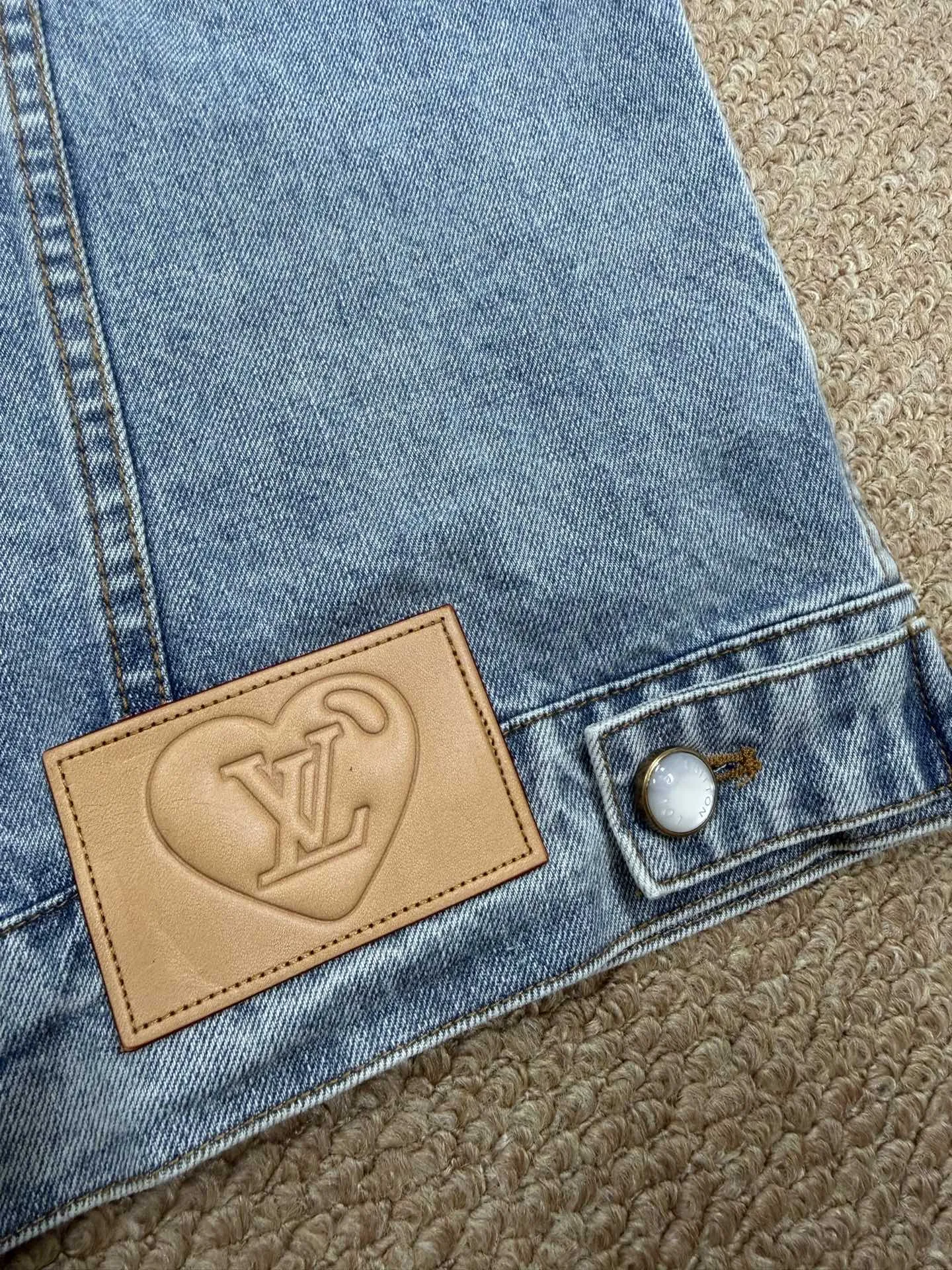 Embellished Denim Trucker Jacket D33023179 — view 11