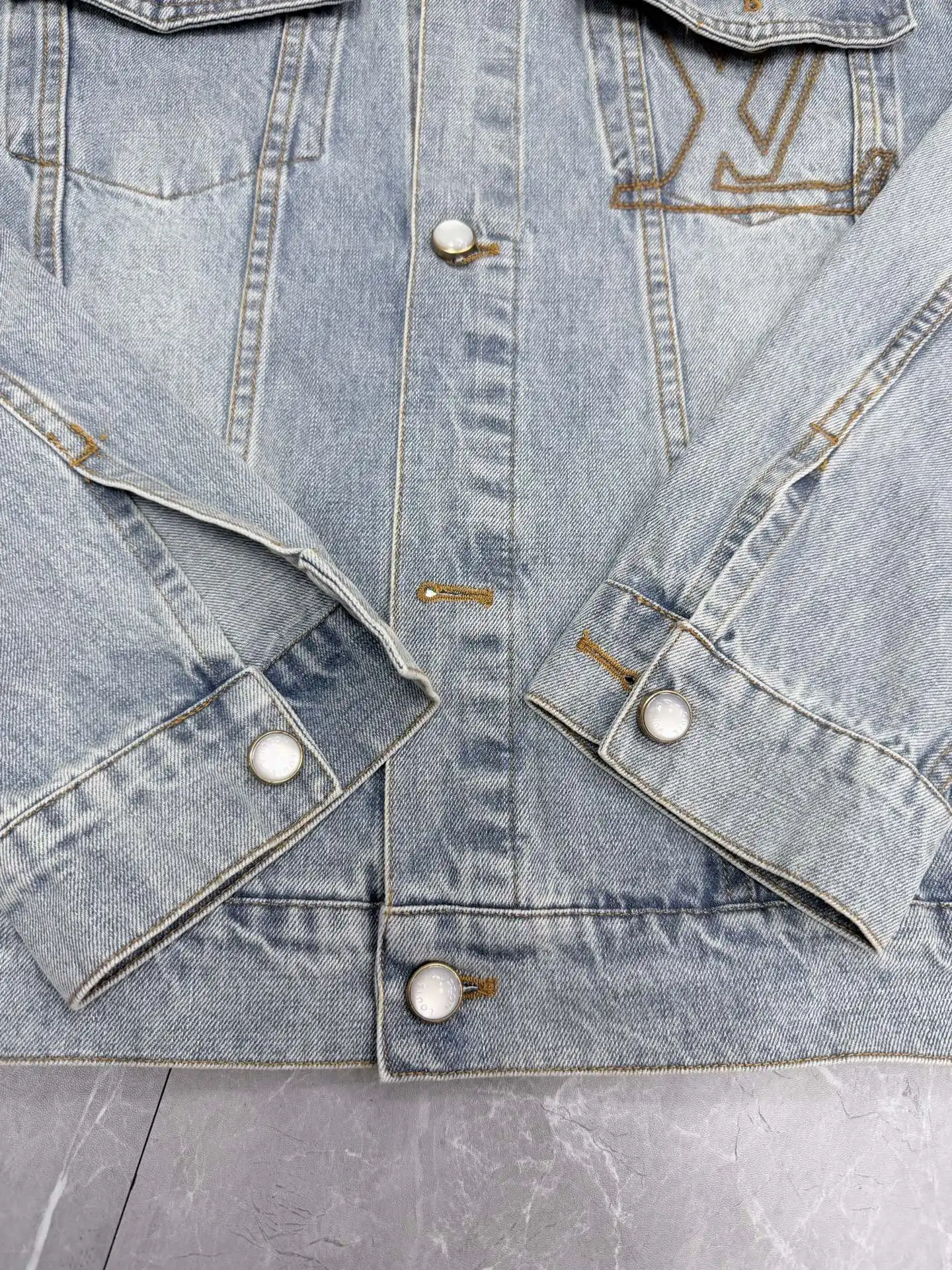 Embellished Denim Trucker Jacket D33023336 — view 6