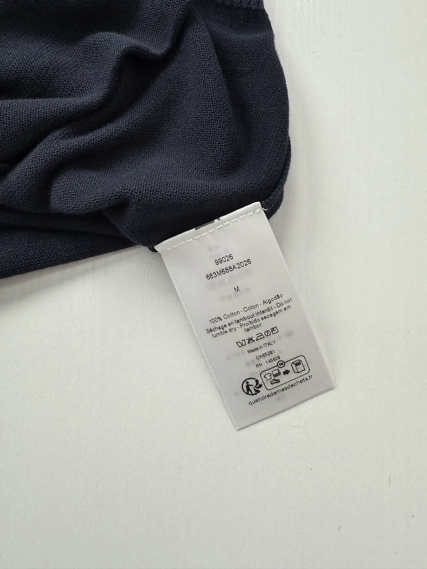 Bird Embroidery V-Neck Knit Cardigan D33523903 — view 10