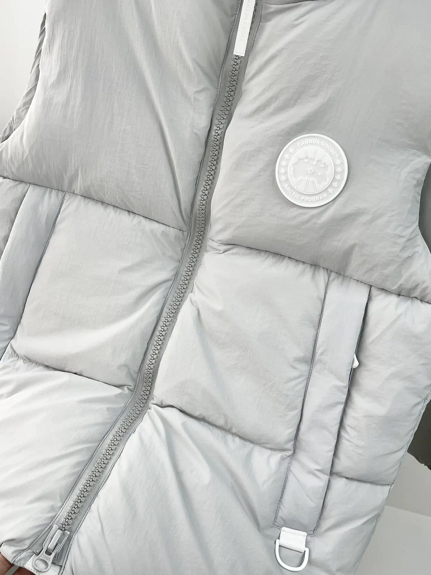 Everett Pastels Down-Filled Gilet D34024017 — view 5