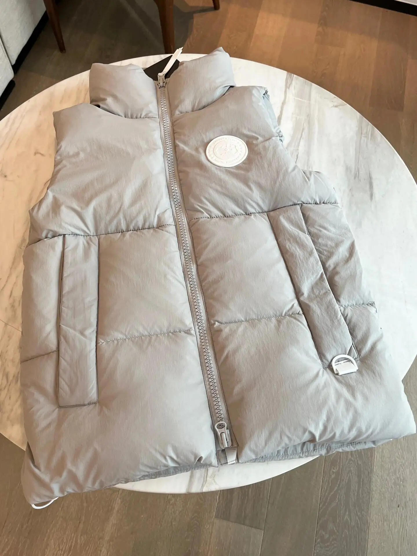 Everett Pastels Down-Filled Gilet D34024007 — view 6