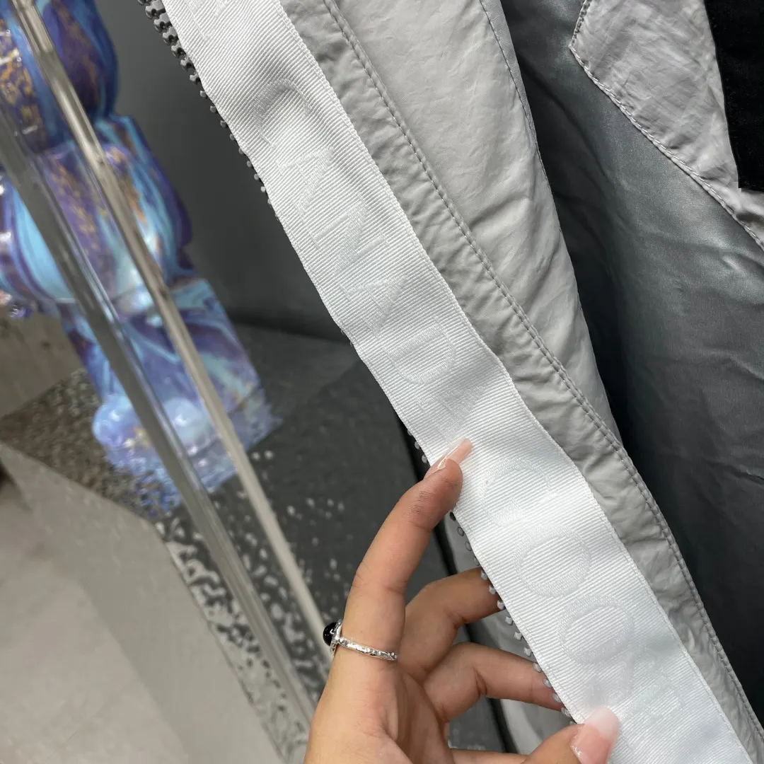 Everett Pastels Down-Filled Gilet D34024016 — view 7