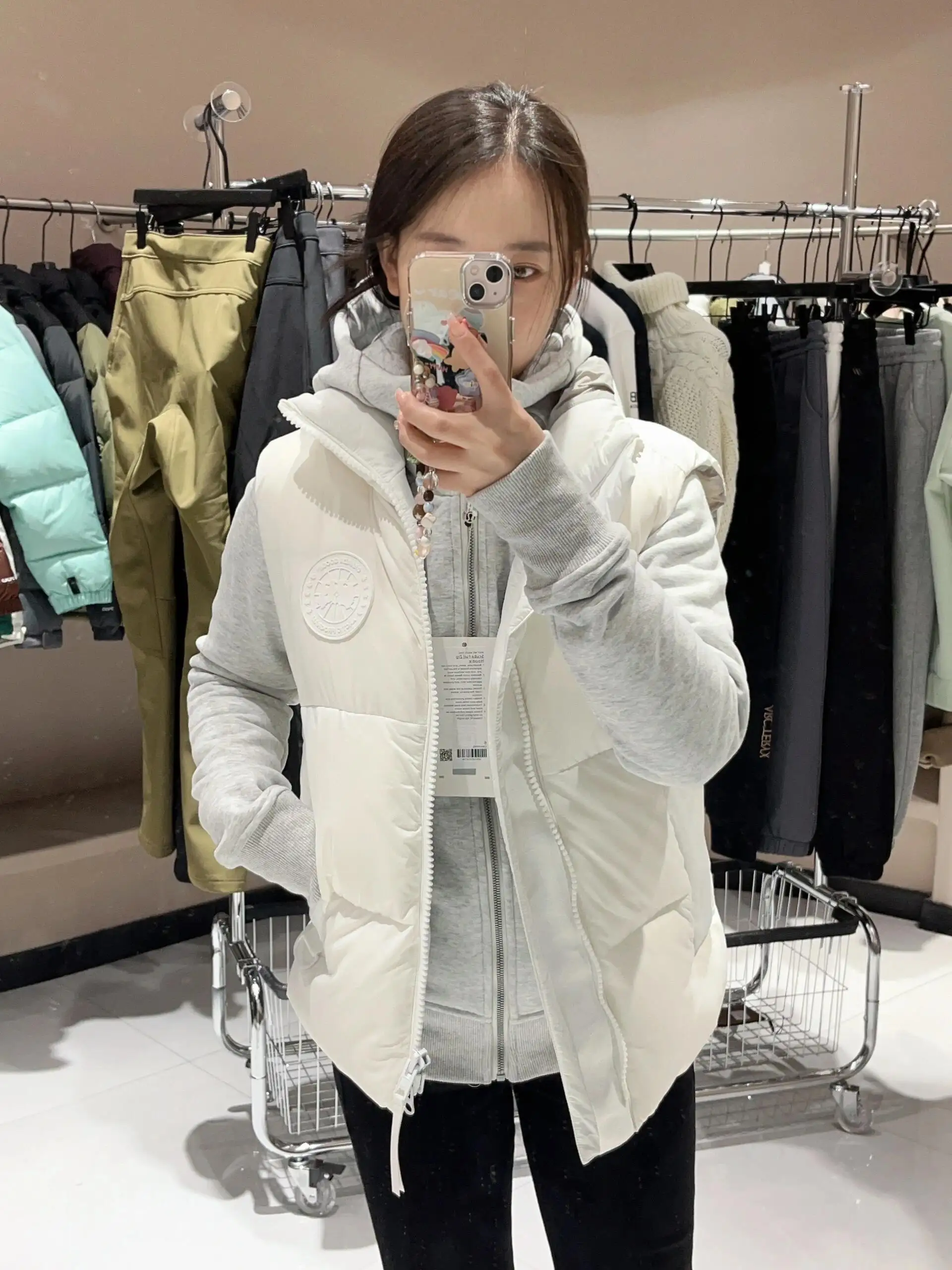 Everett Pastels Down-Filled Gilet D34024012