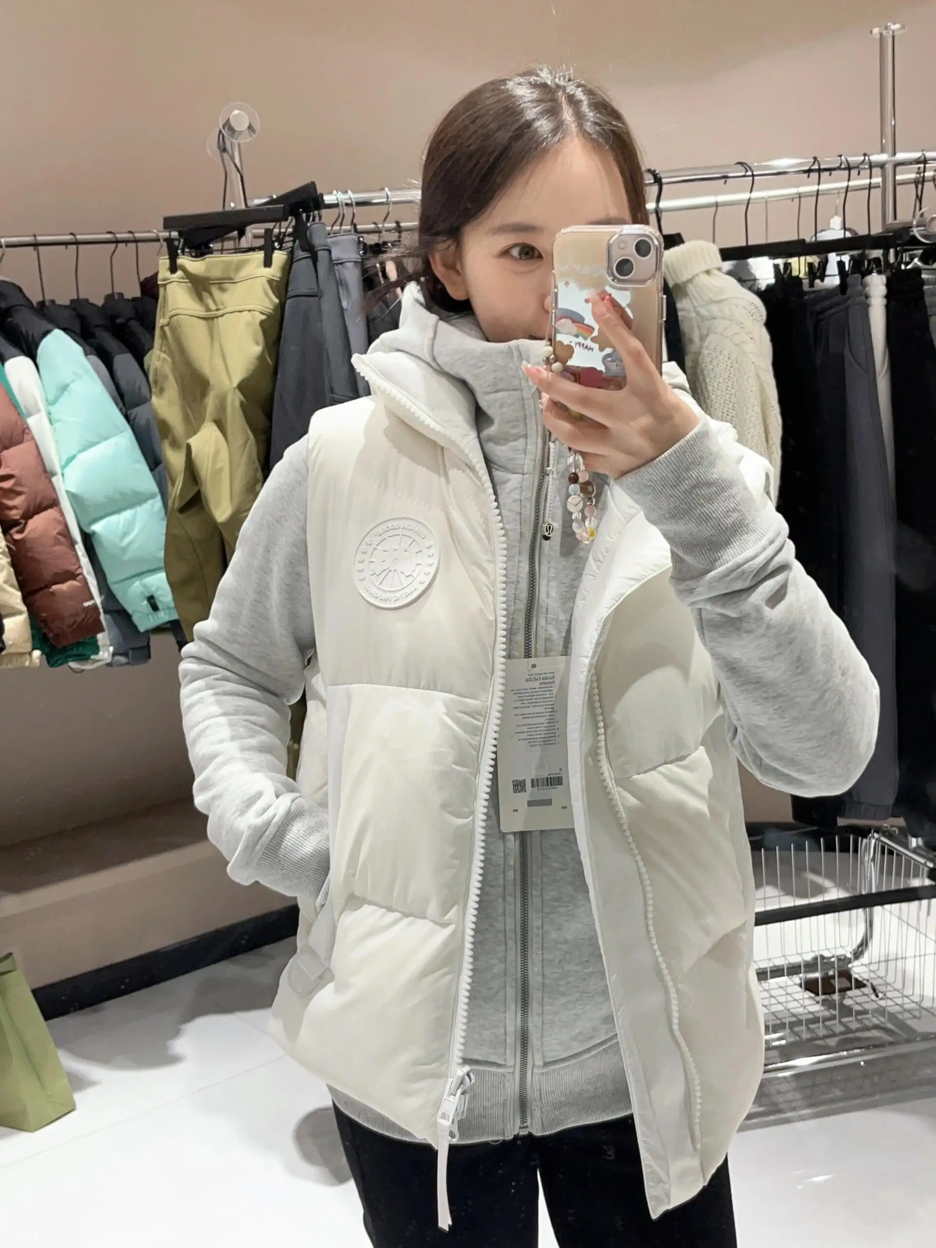 Everett Pastels Down-Filled Gilet D34024012 — view 2