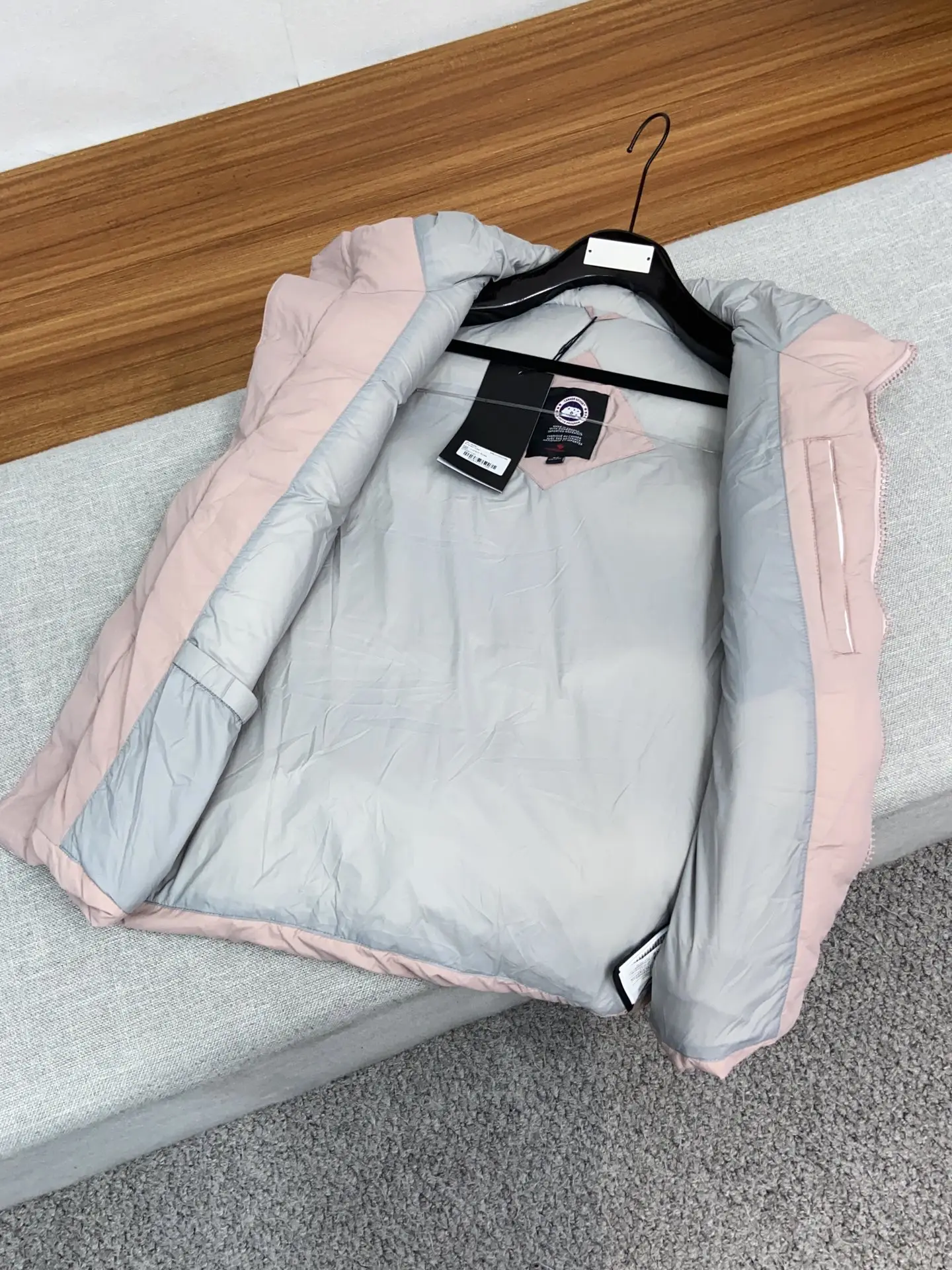 Everett Pastels Down-Filled Gilet D34024011 — view 7