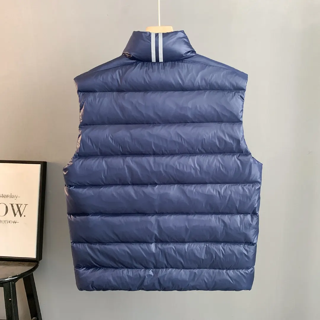 Crofton Quilted Down Gilet D34024816 — view 2