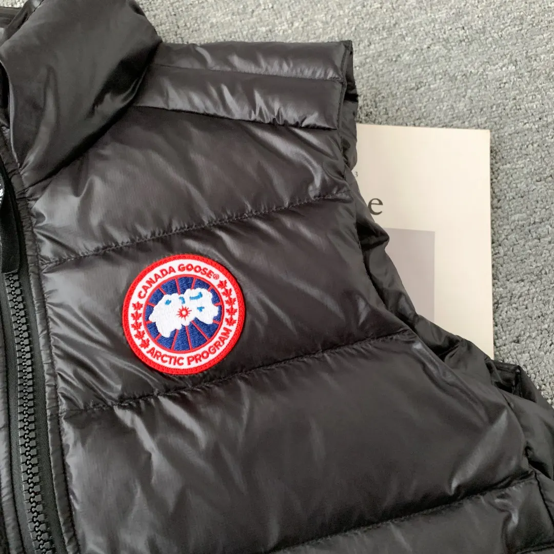 Crofton Down-Filled Quilted Gilet D34024813 — view 4