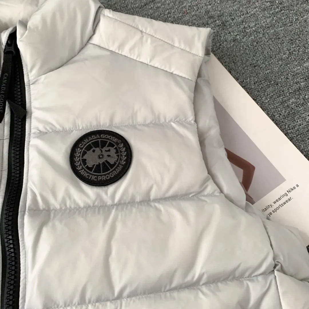 Crofton Down-Filled Quilted Gilet D34024812 — view 4