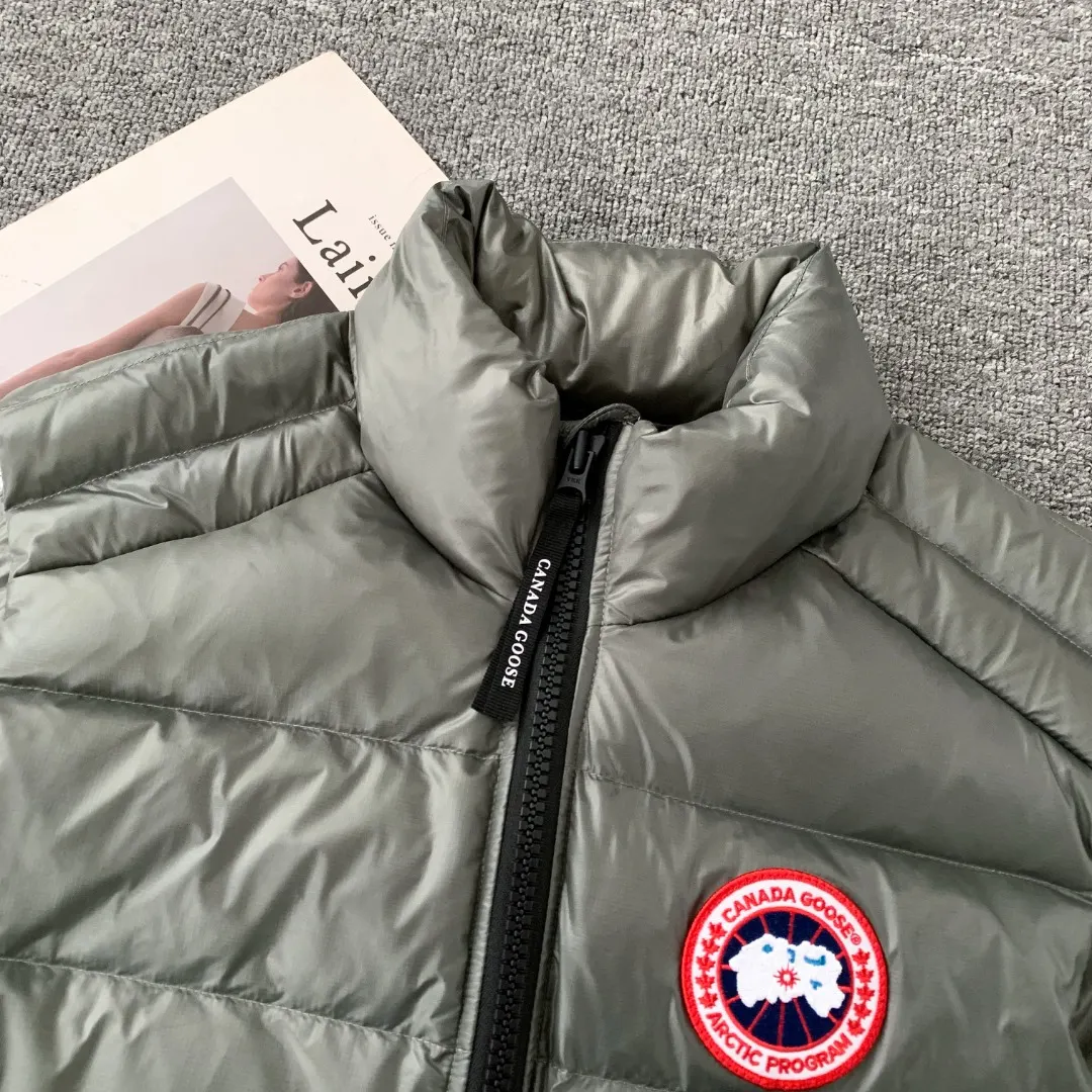 Crofton Down-Filled Quilted Gilet D34024810 — view 3