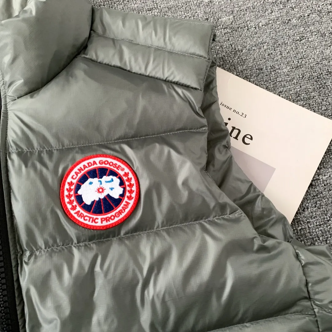 Crofton Down-Filled Quilted Gilet D34024810 — view 4