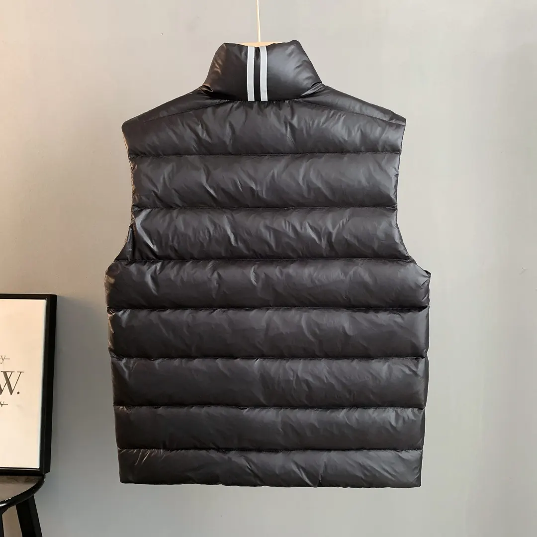 Crofton Quilted Down Gilet D34024814 — view 2