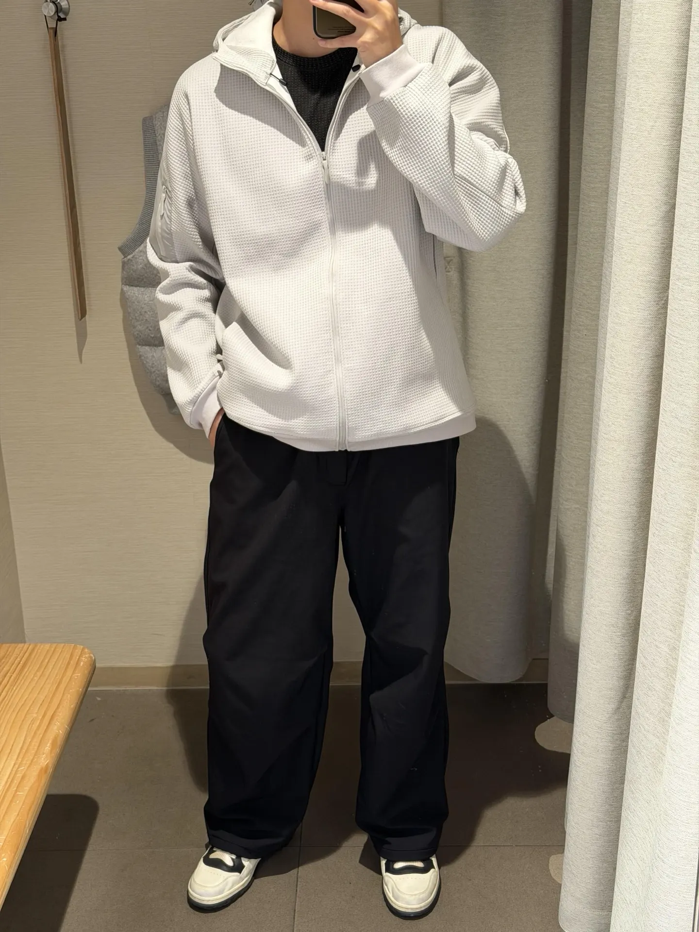 Olera Waffle-Knit Full-Zip Hoodie D34023967 — view 3