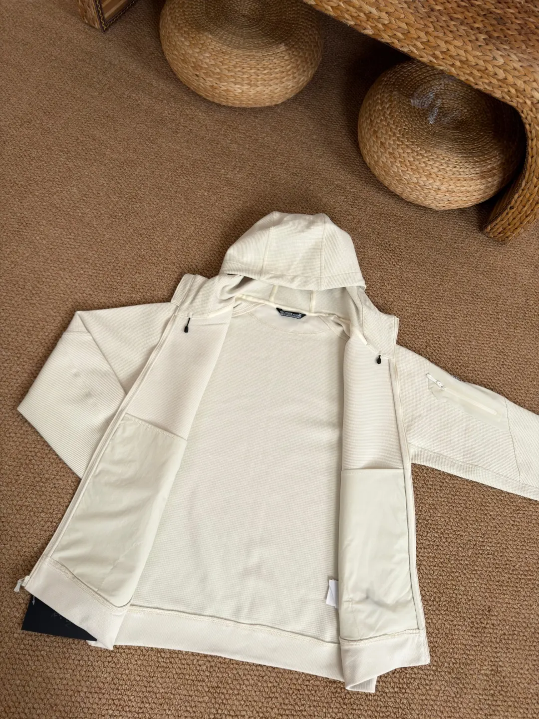 Olera Waffle-Knit Zip-Up Hooded Jacket D34023968 — view 8