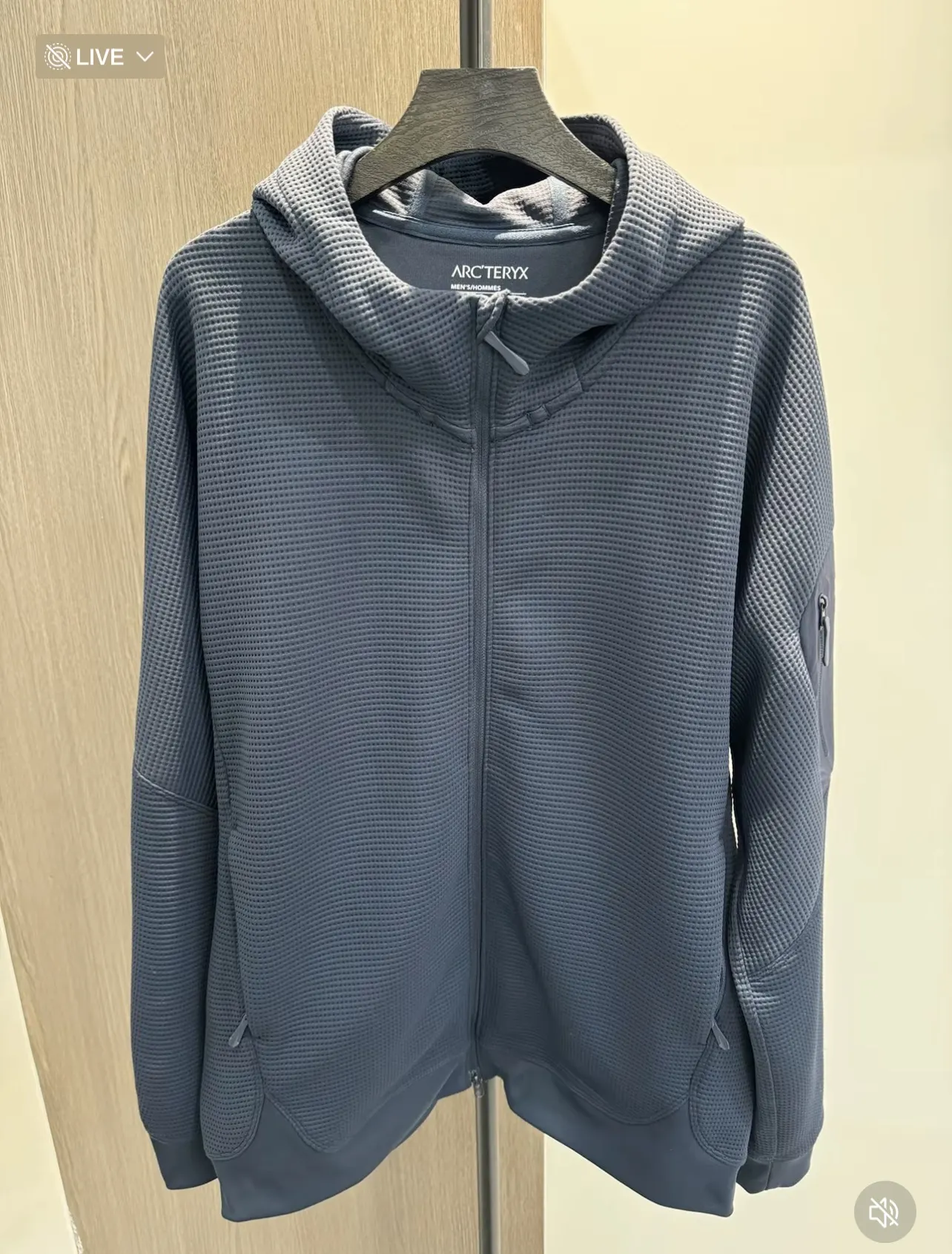 Olera Waffle-Knit Full-Zip Hoodie D34023969 — view 4