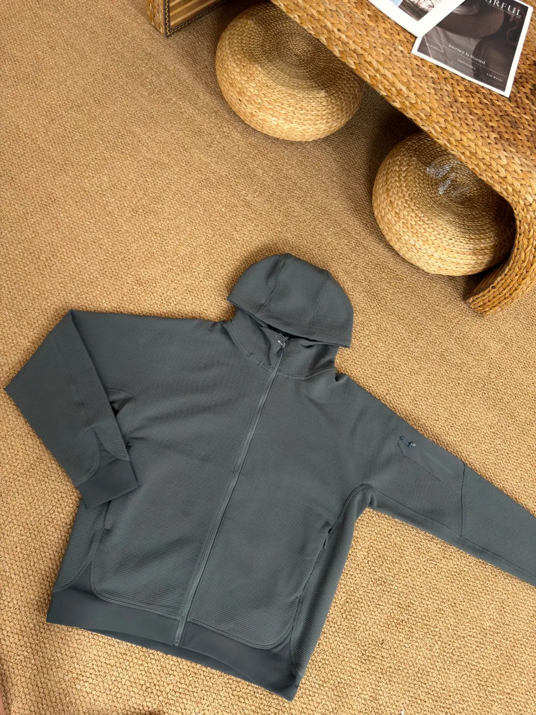 Olera Waffle-Knit Full-Zip Hoodie D34023972