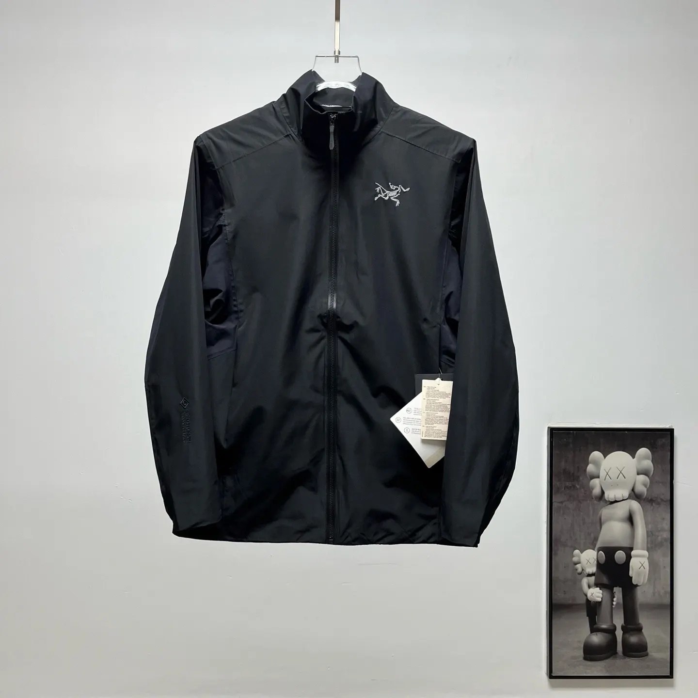 Solano Embroidered Softshell Jacket D34023959 — view 7