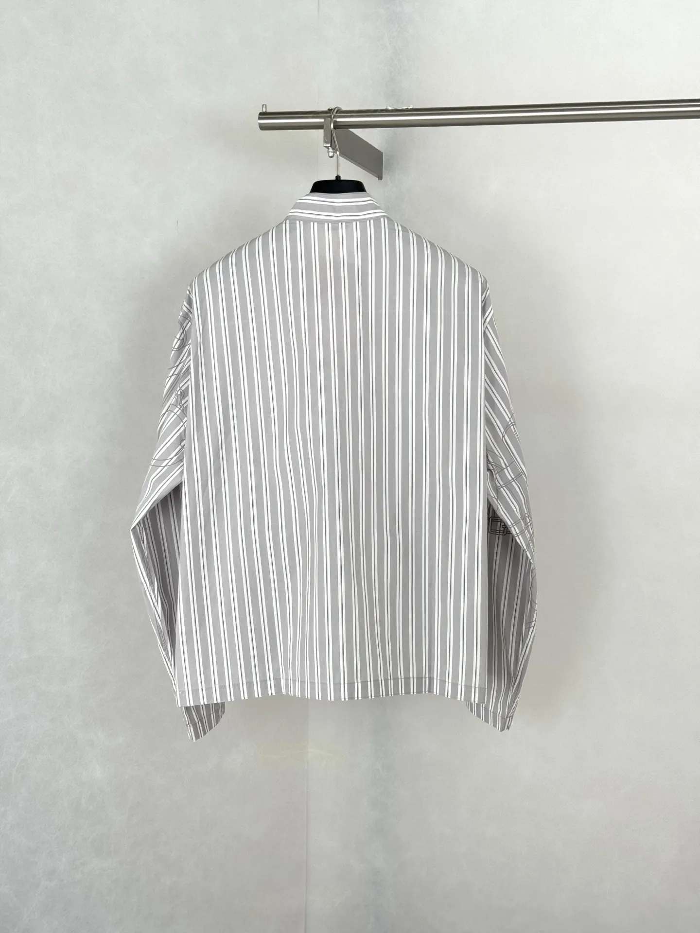 Striped Sketch Print Stand-Collar Jacket D34021232 — view 2