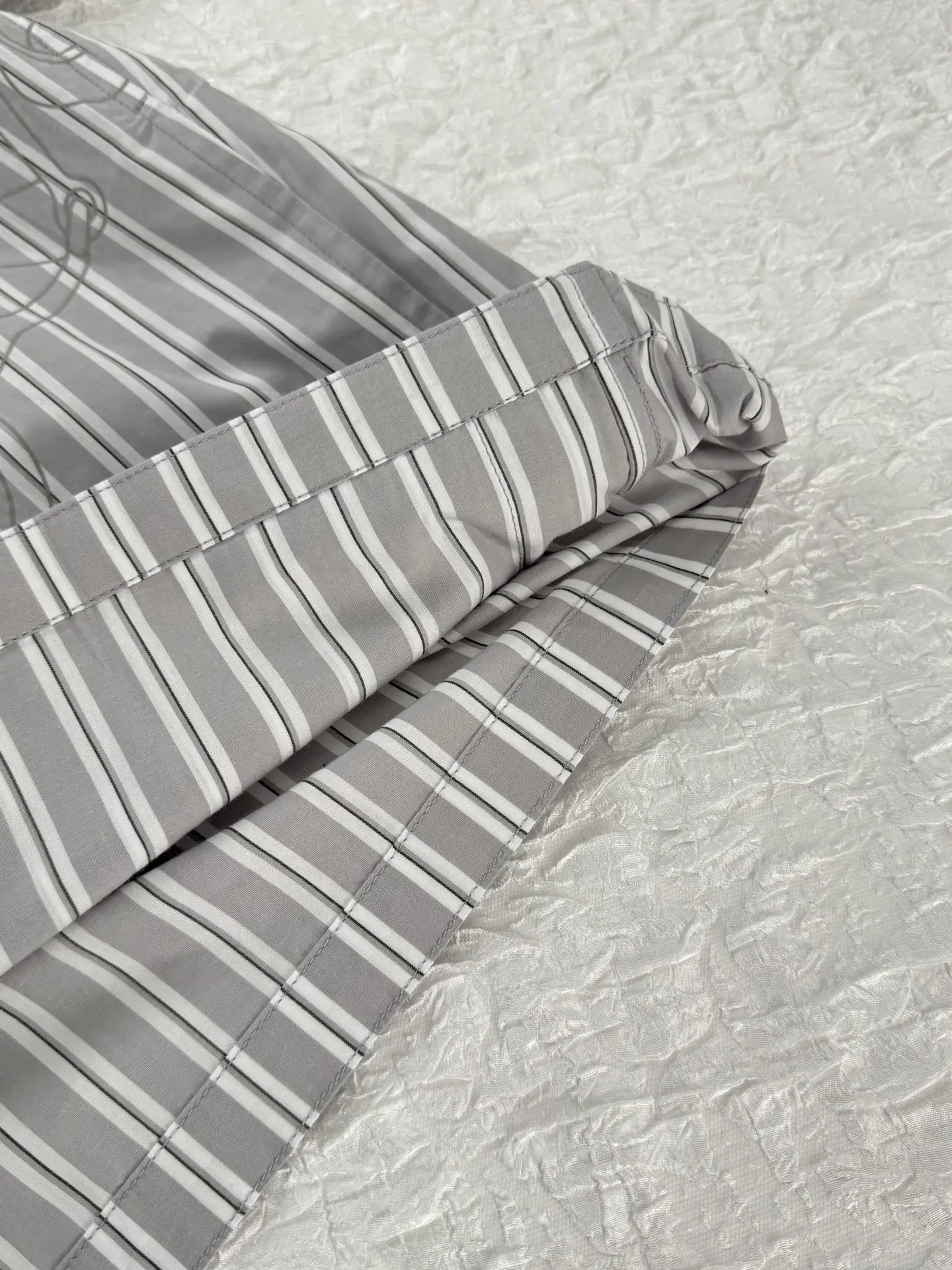 Striped Sketch Print Stand-Collar Jacket D34021232 — view 6