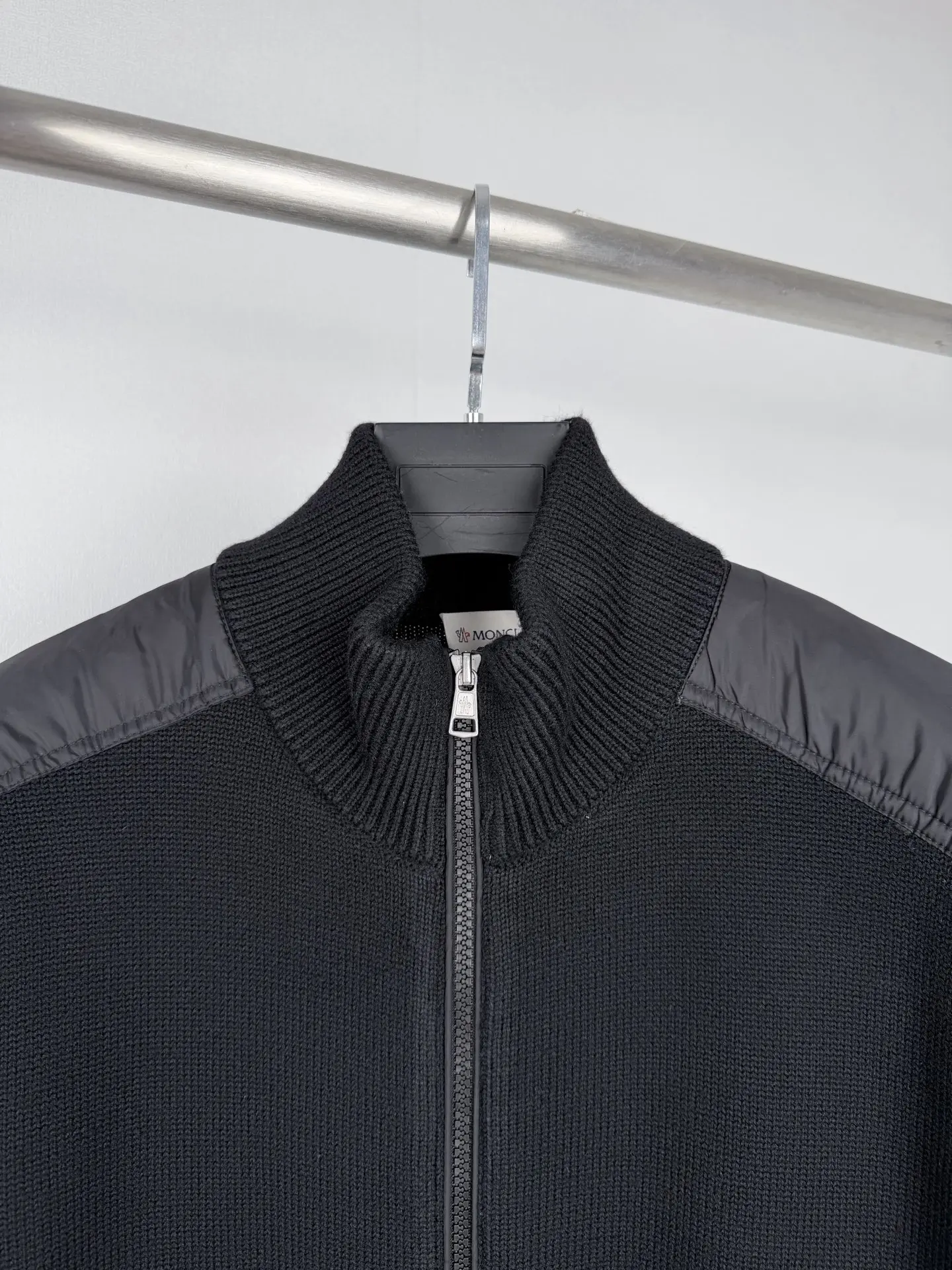Wool and Nylon Mixed-Media Zip-Up Cardigan D34521323 — view 5