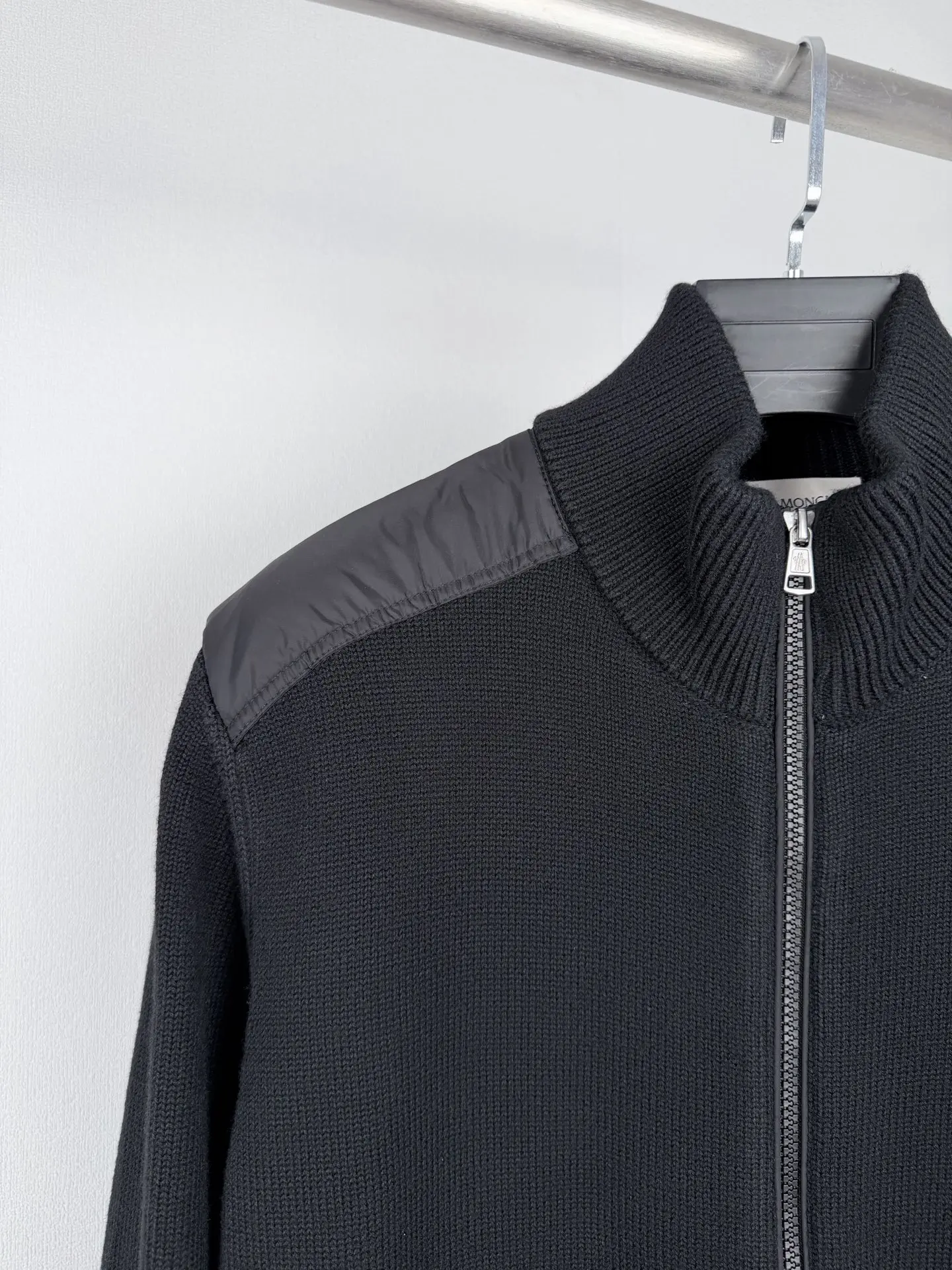 Wool and Nylon Mixed-Media Zip-Up Cardigan D34521323 — view 6