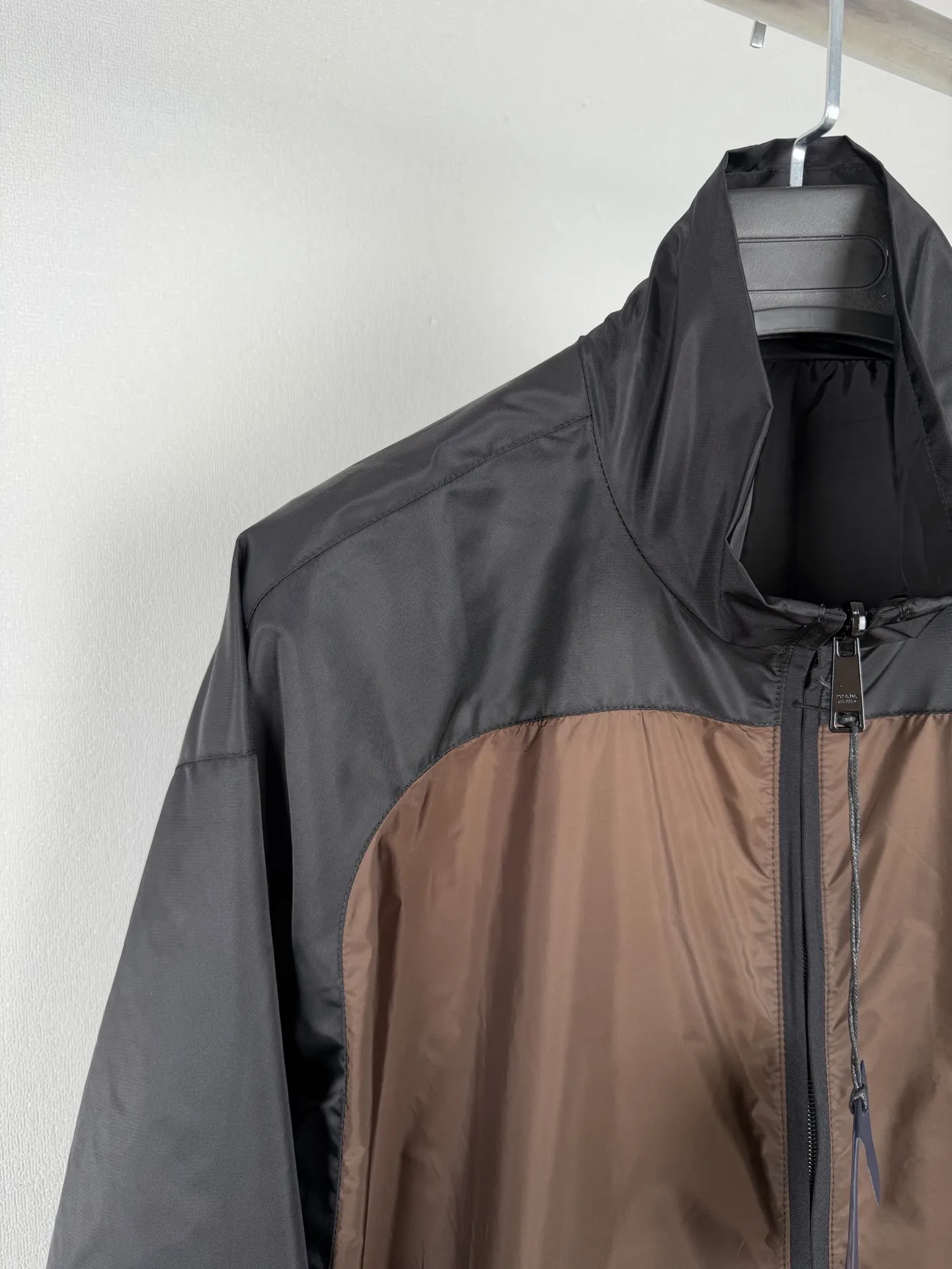 Re-Nylon Color-Block Reversible Jacket D34521325 — view 7