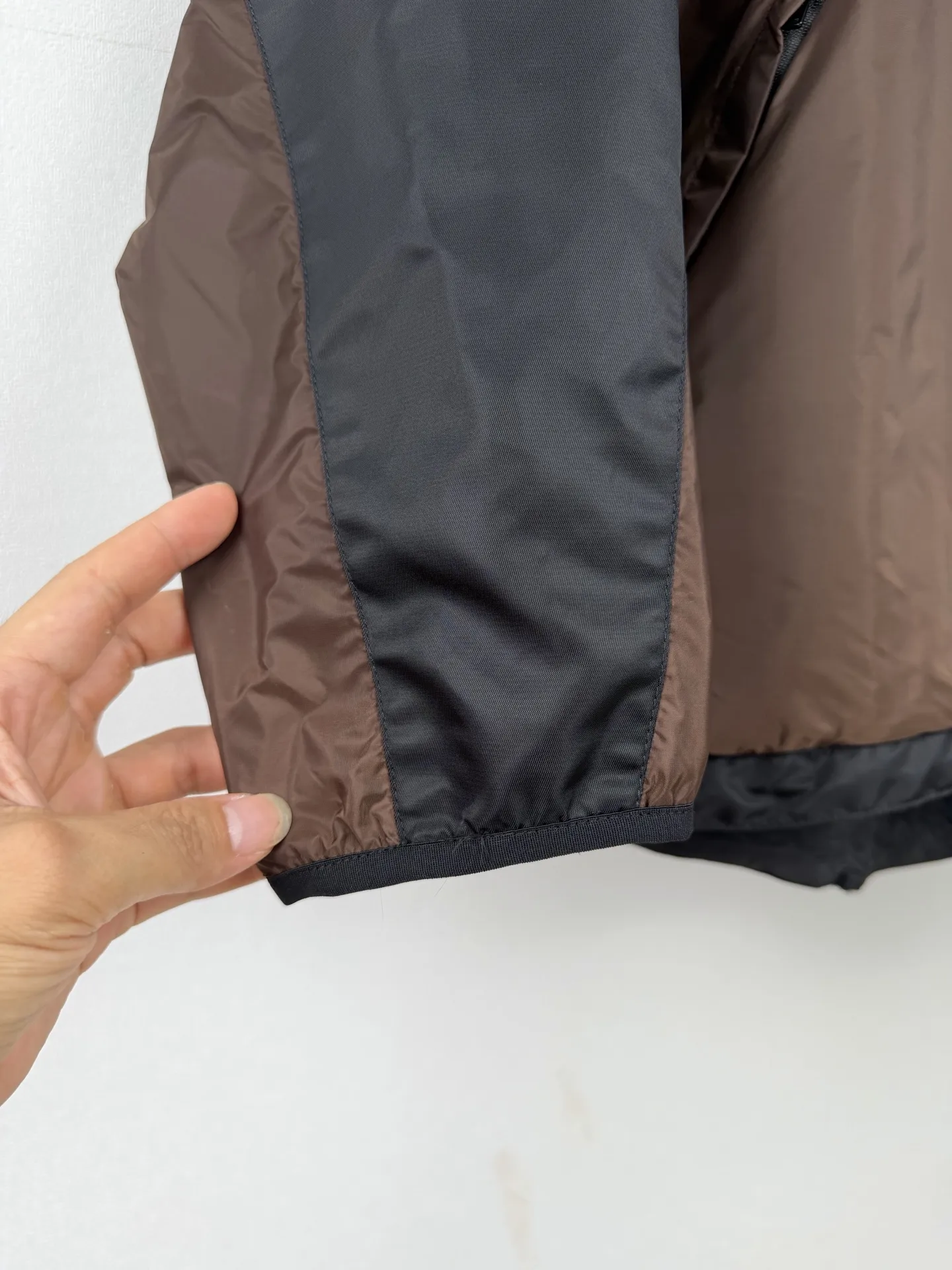 Re-Nylon Color-Block Reversible Jacket D34521325 — view 8