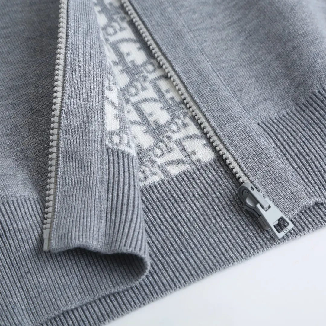 Reversible Oblique Cashmere-Blend Zip-Up Hoodie D35023212 — view 7