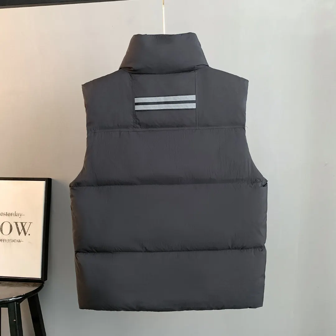 Lawrence Down-Filled Quilted Gilet D35024817 — view 2