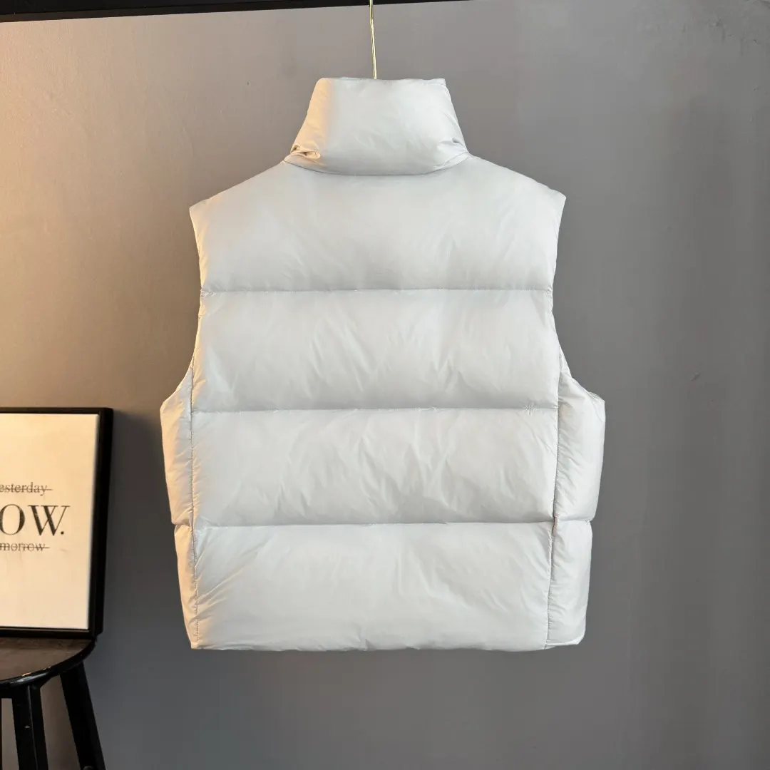 Cypress Down-Filled Puffer Gilet D35024827 — view 2