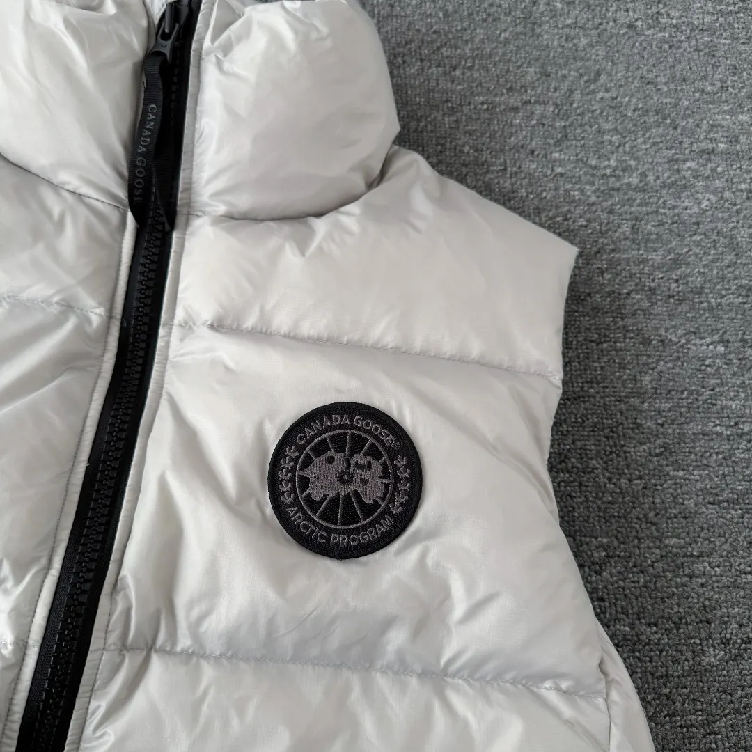 Cypress Down-Filled Puffer Gilet D35024827 — view 4