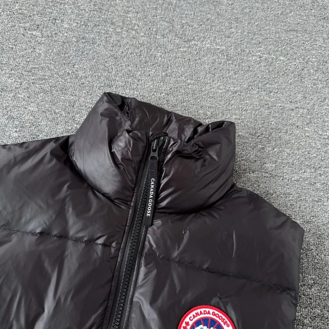 Cypress Down-Filled Puffer Gilet D35024828 — view 3