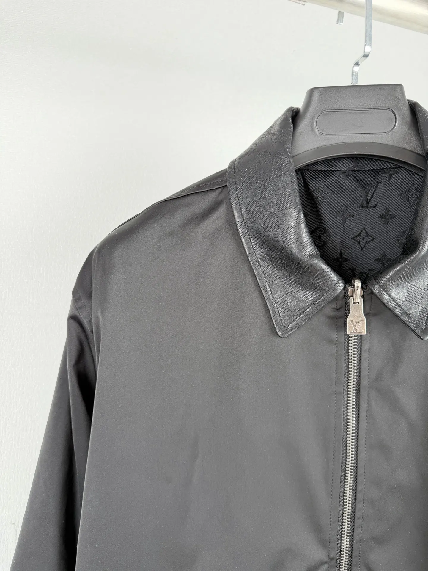 Reversible Monogram Jacquard Bomber Jacket D35023344 — view 5