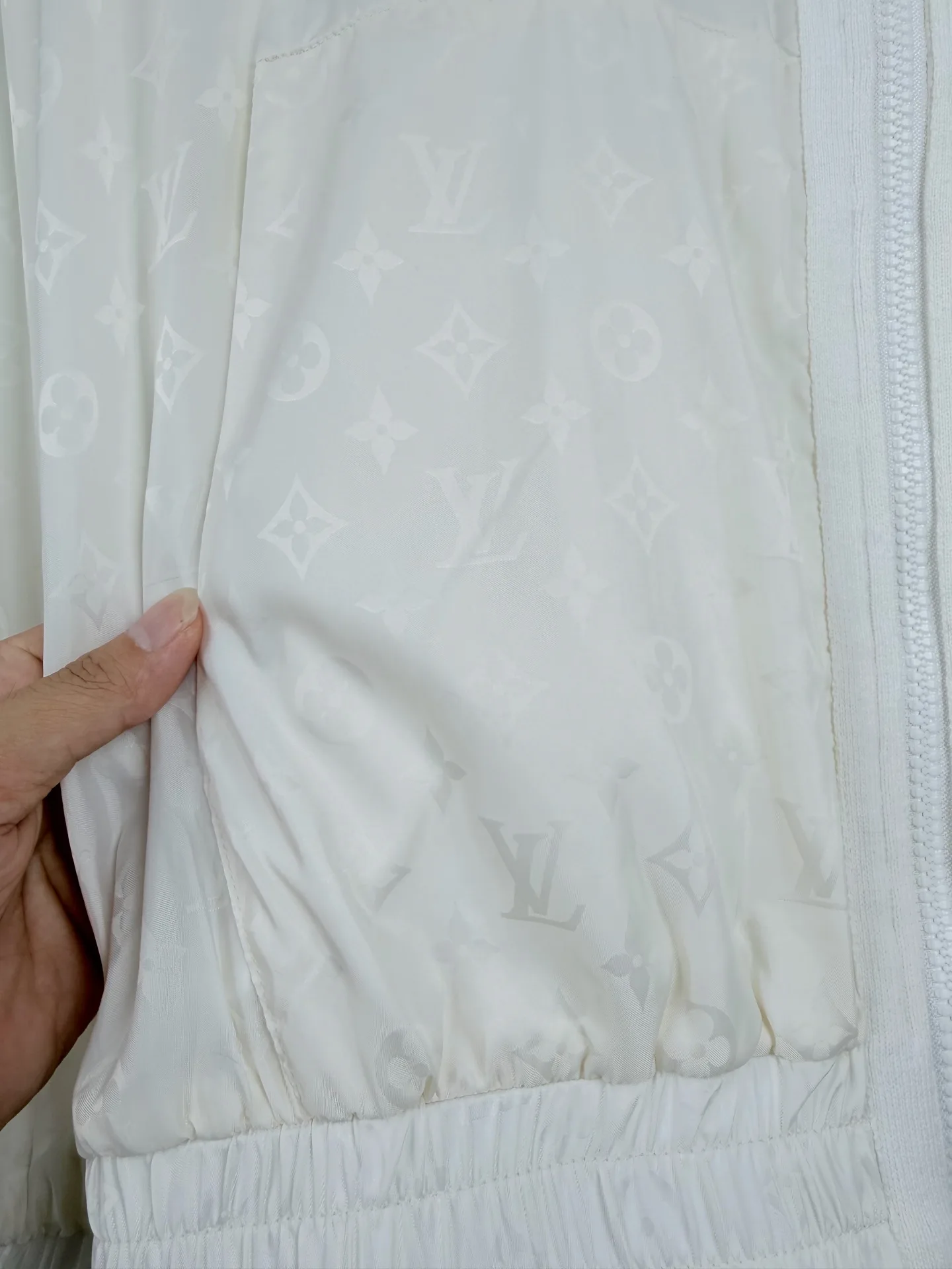 Reversible Monogram Jacquard Bomber Jacket D35522727 — view 9