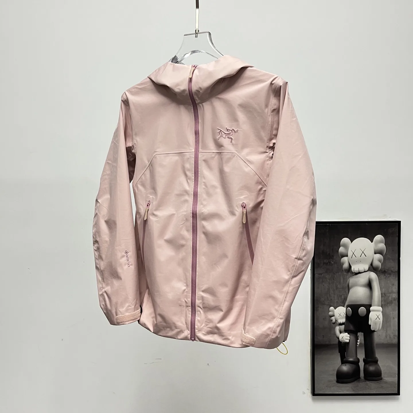 Beta GORE-TEX Hooded Shell Jacket D36023937 — view 2