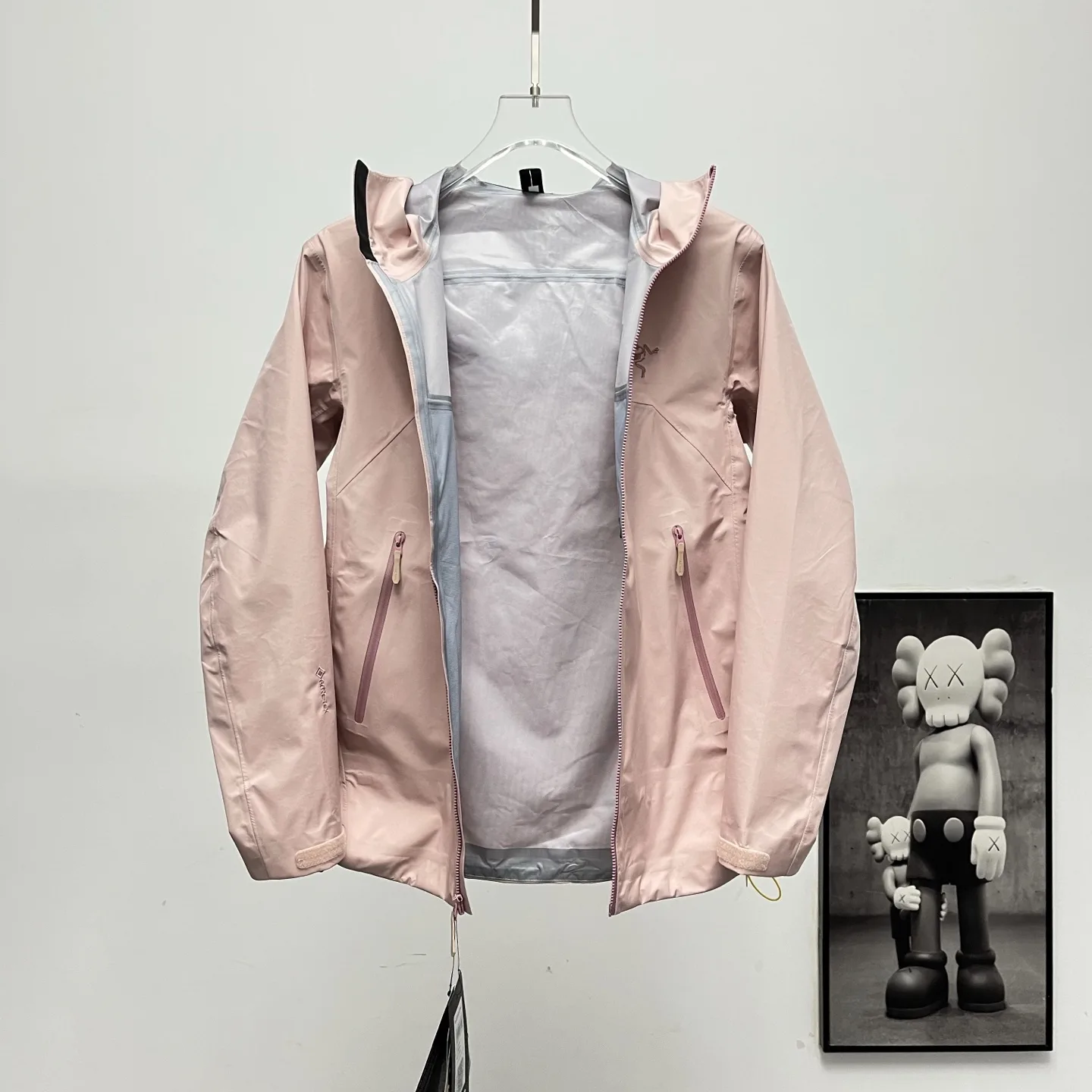 Beta GORE-TEX Hooded Shell Jacket D36023937 — view 6