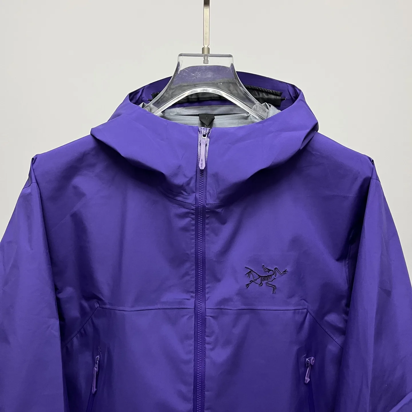 Beta GORE-TEX Hooded Shell Jacket D36023943 — view 7