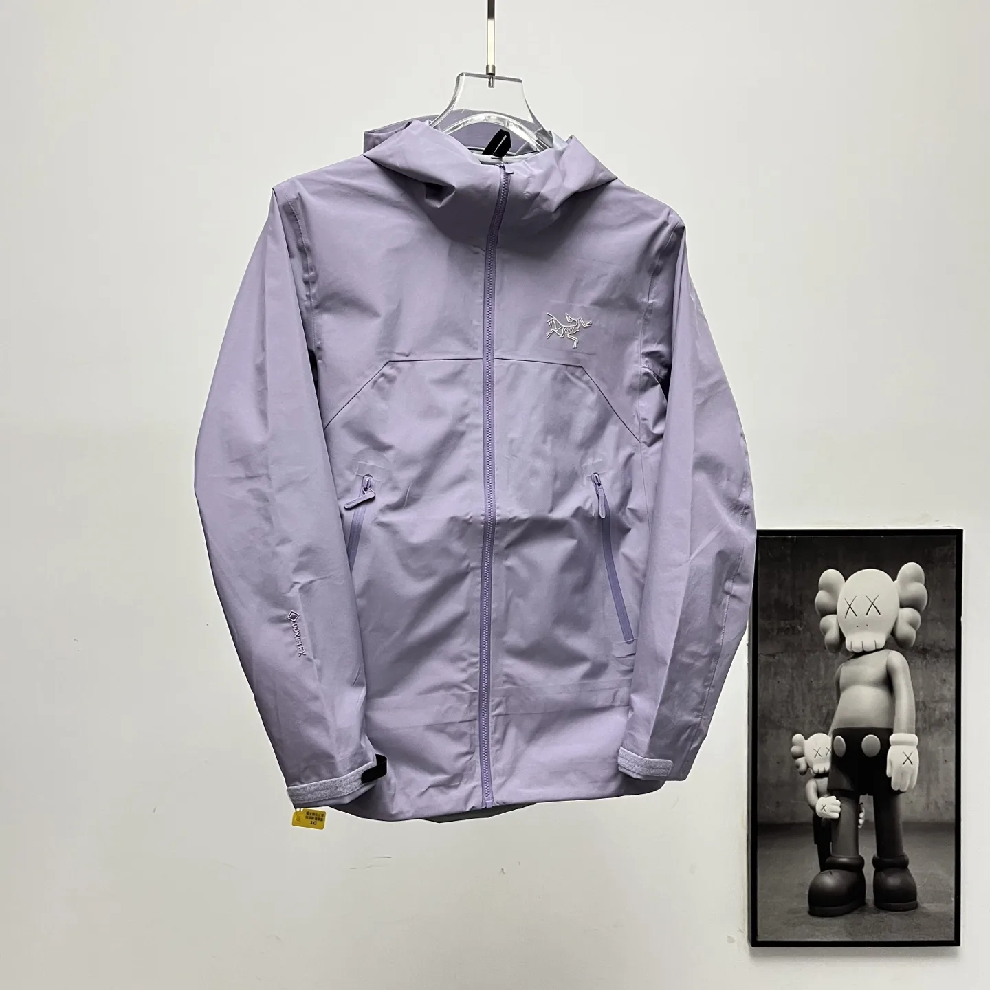 Beta GORE-TEX Hooded Shell Jacket D36023939 — view 4