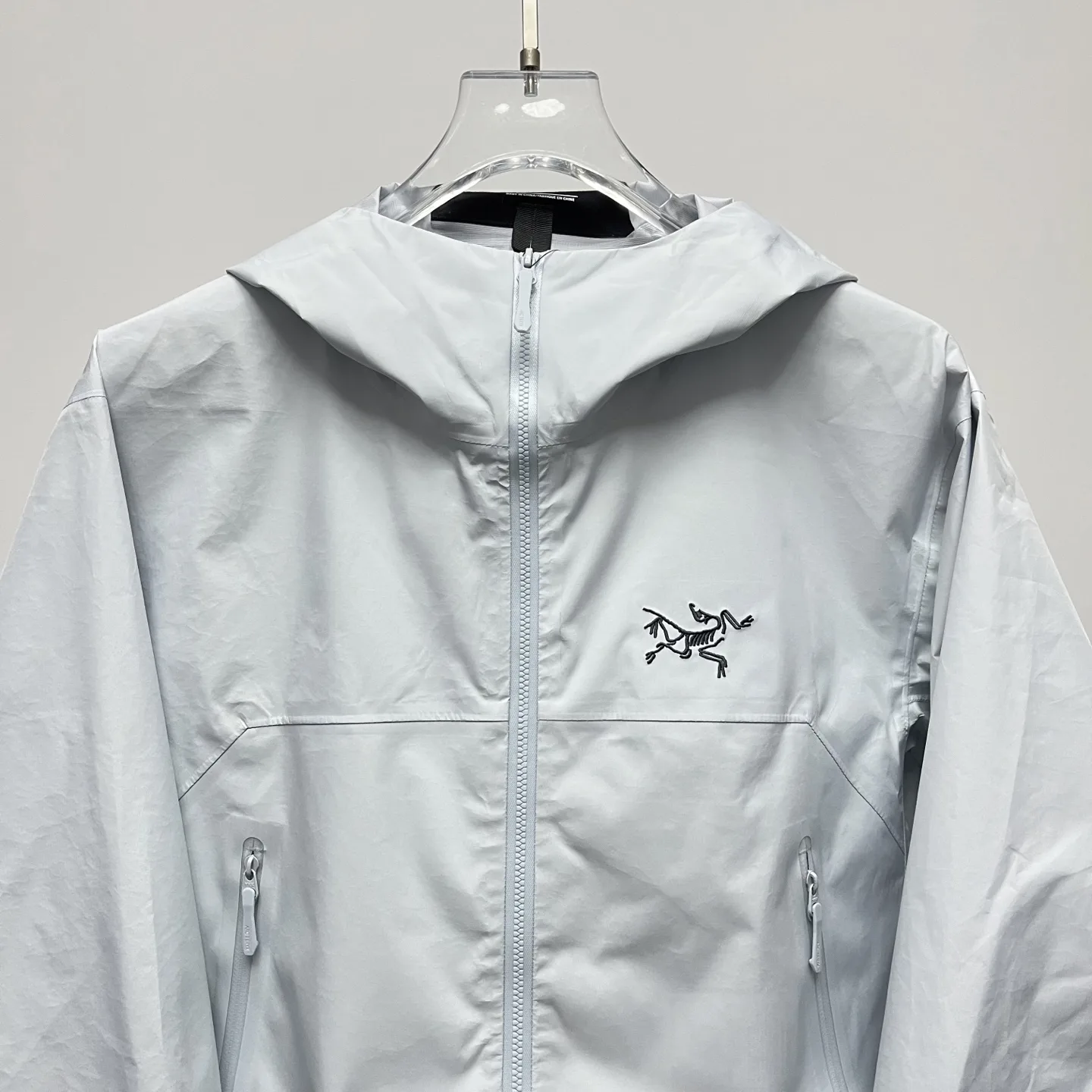 Beta GORE-TEX Hooded Shell Jacket D36023935 — view 7
