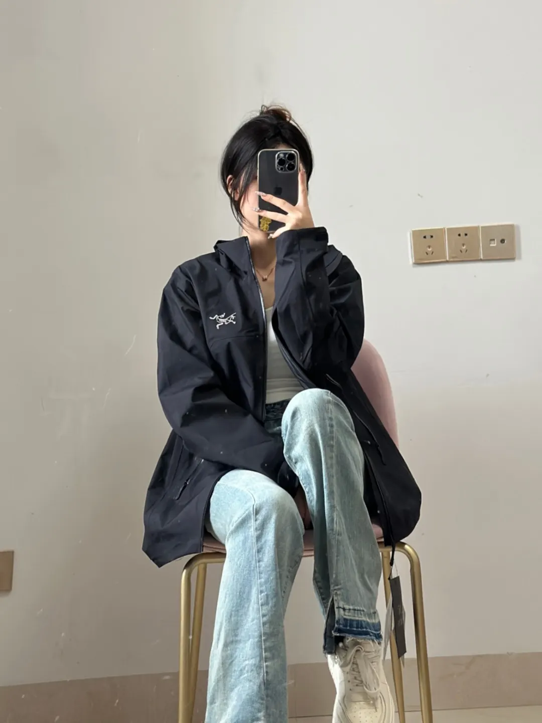 Beta GORE-TEX Hooded Shell Jacket D36023930 — view 5