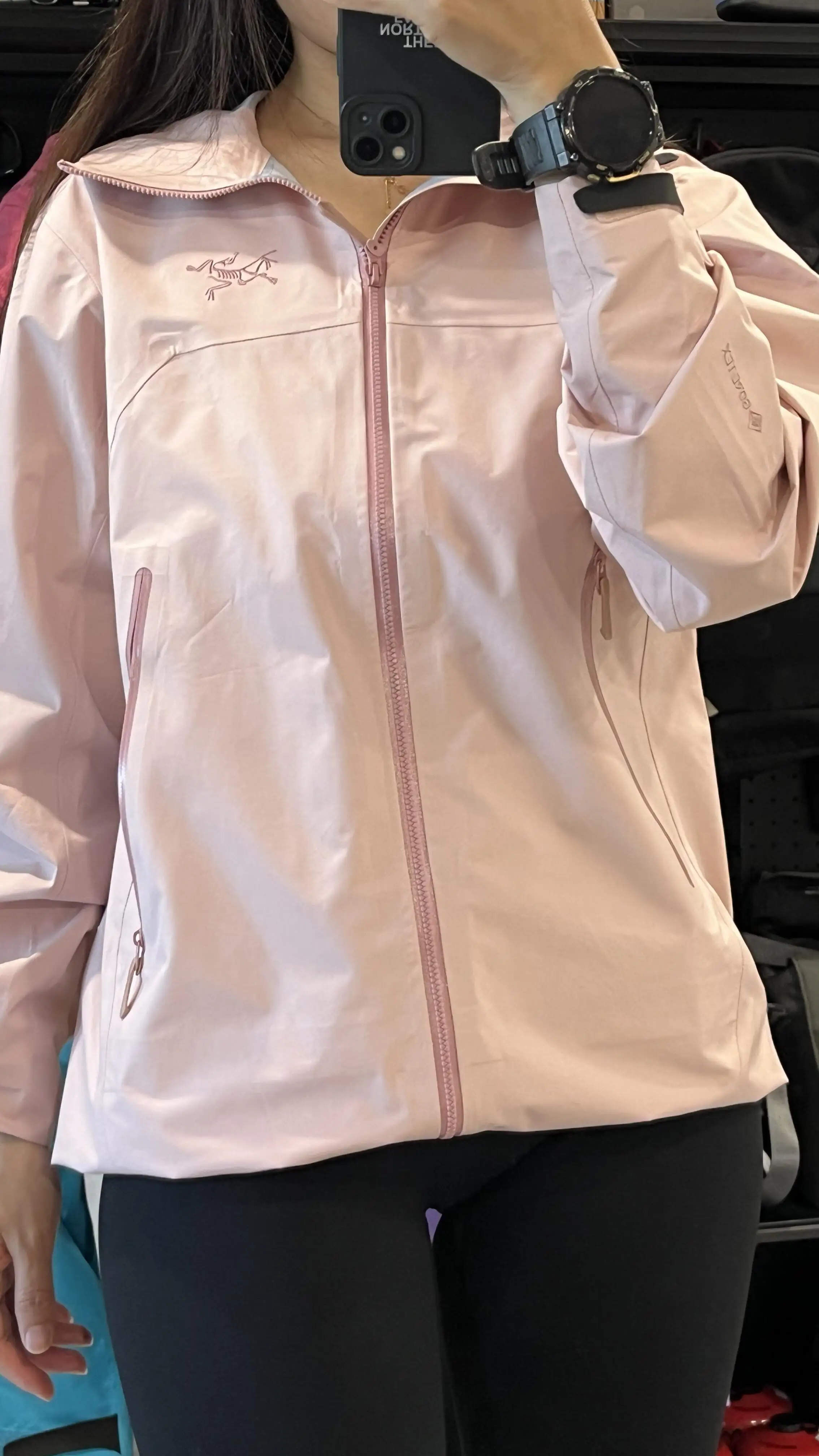 Beta GORE-TEX Lightweight Shell Jacket D36023936 — view 2