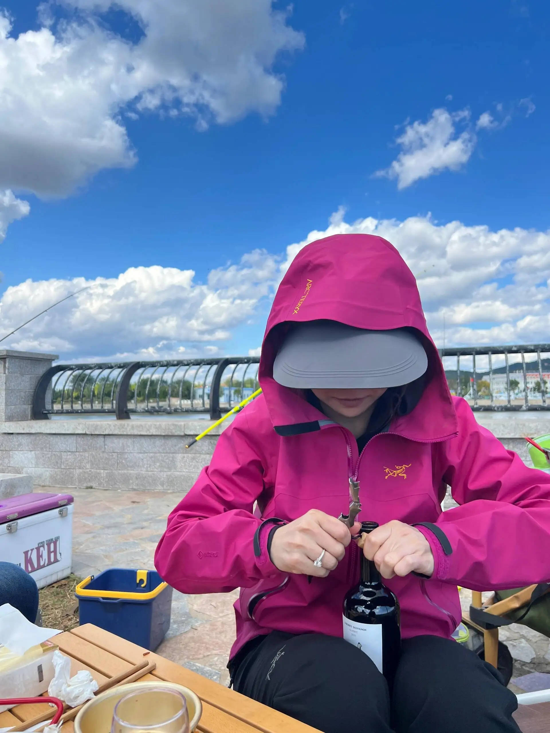 Beta GORE-TEX Hooded Shell Jacket D36023940 — view 2