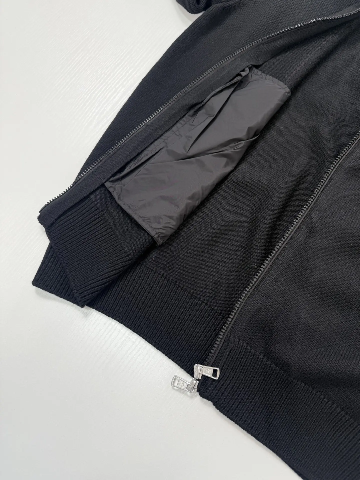 Nylon-Paneled Zip-Up Knit Cardigan D36021251 — view 5